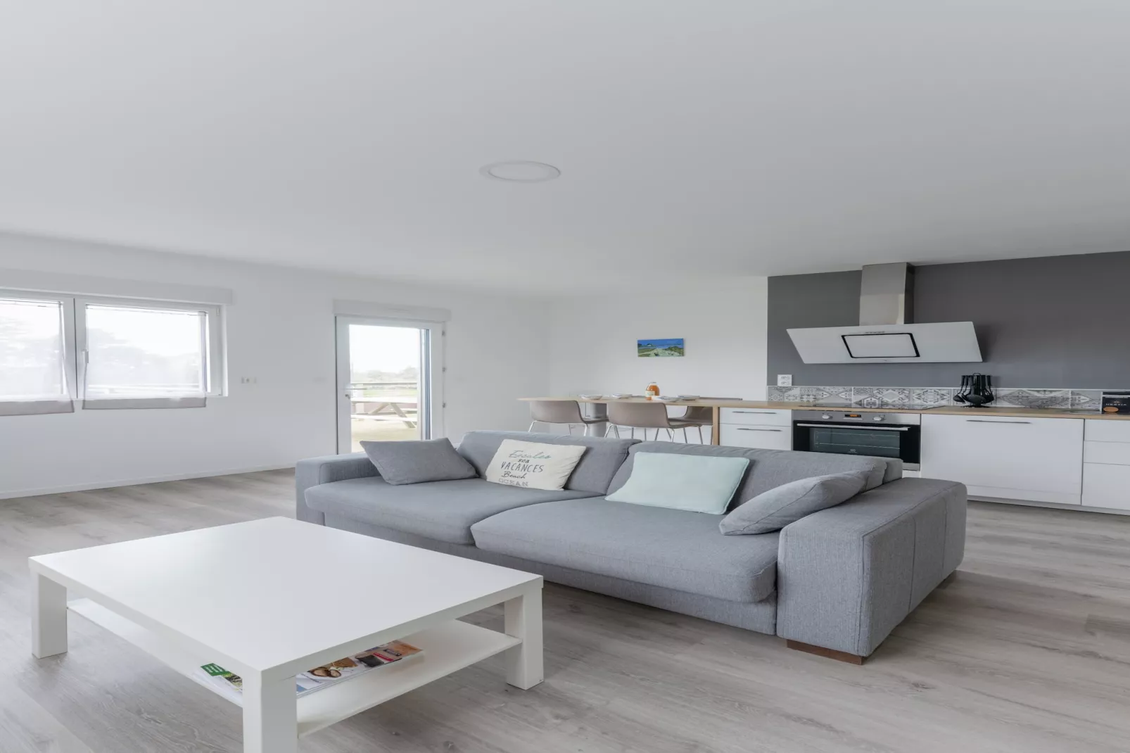 ROSCAROC - ENEZ AR BEG (côté jardin) - Portsall-Salon