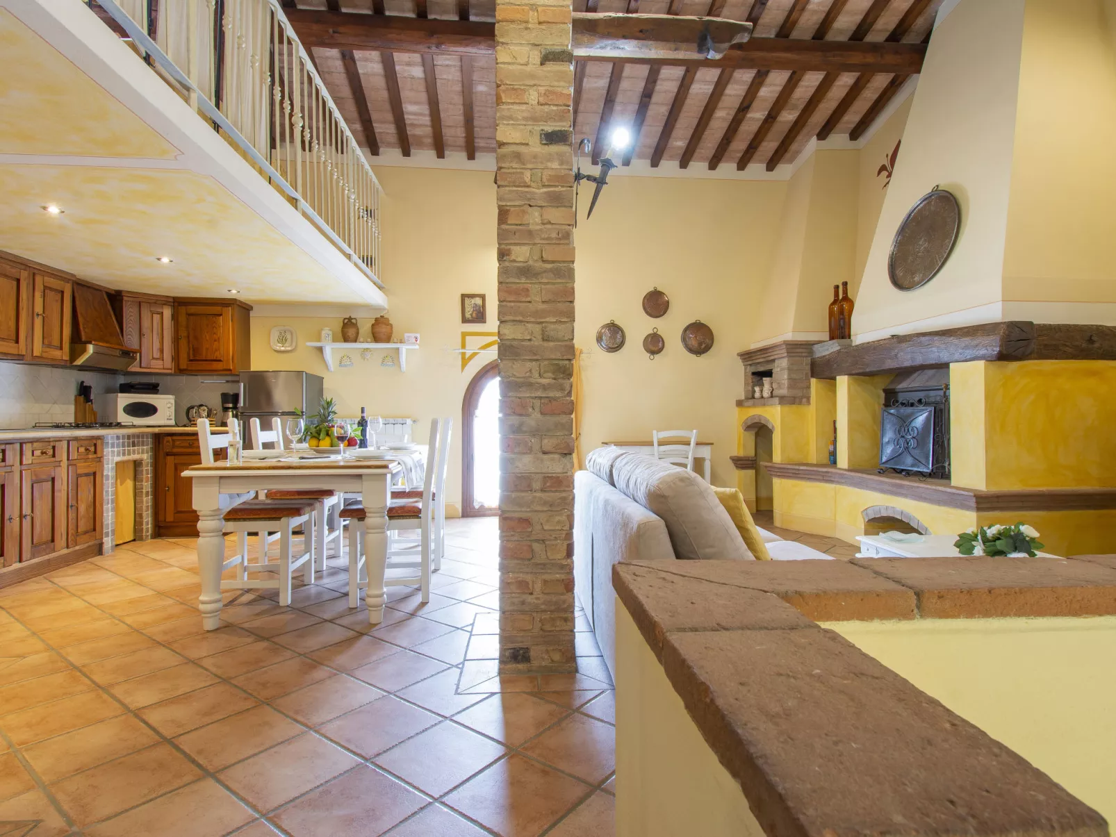 La Vecchia Pieve-Drinnen