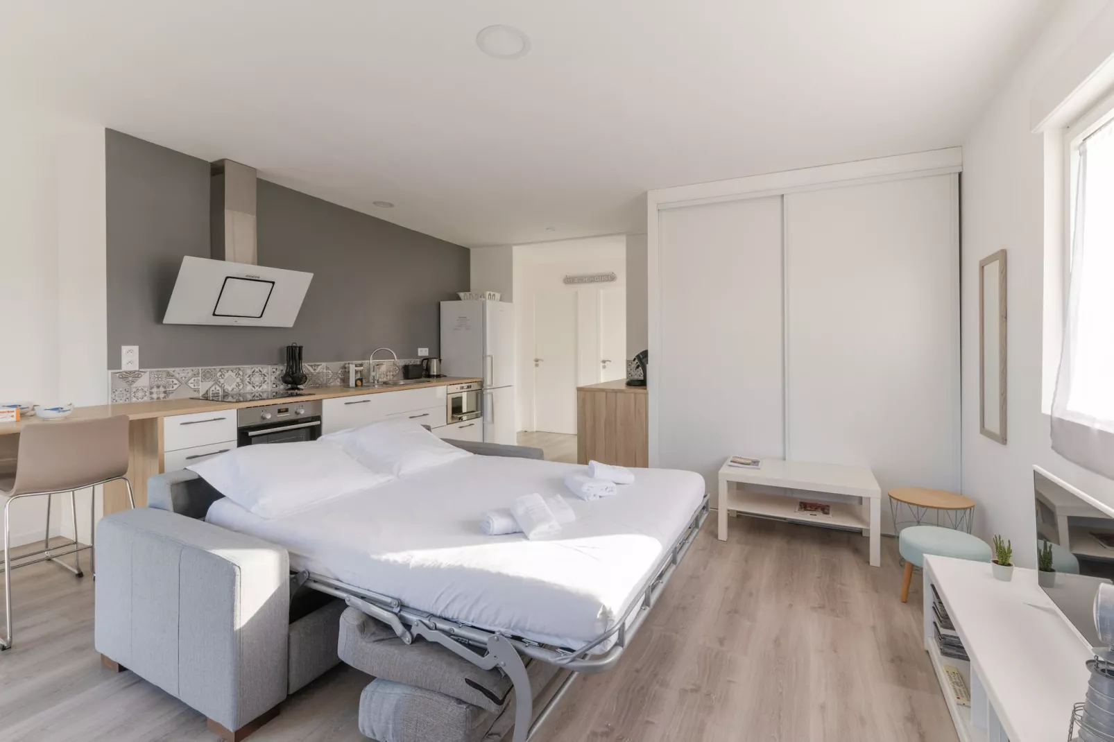 ROSCAROC - ENEZ AR BEG (côté jardin) - Portsall-Salon