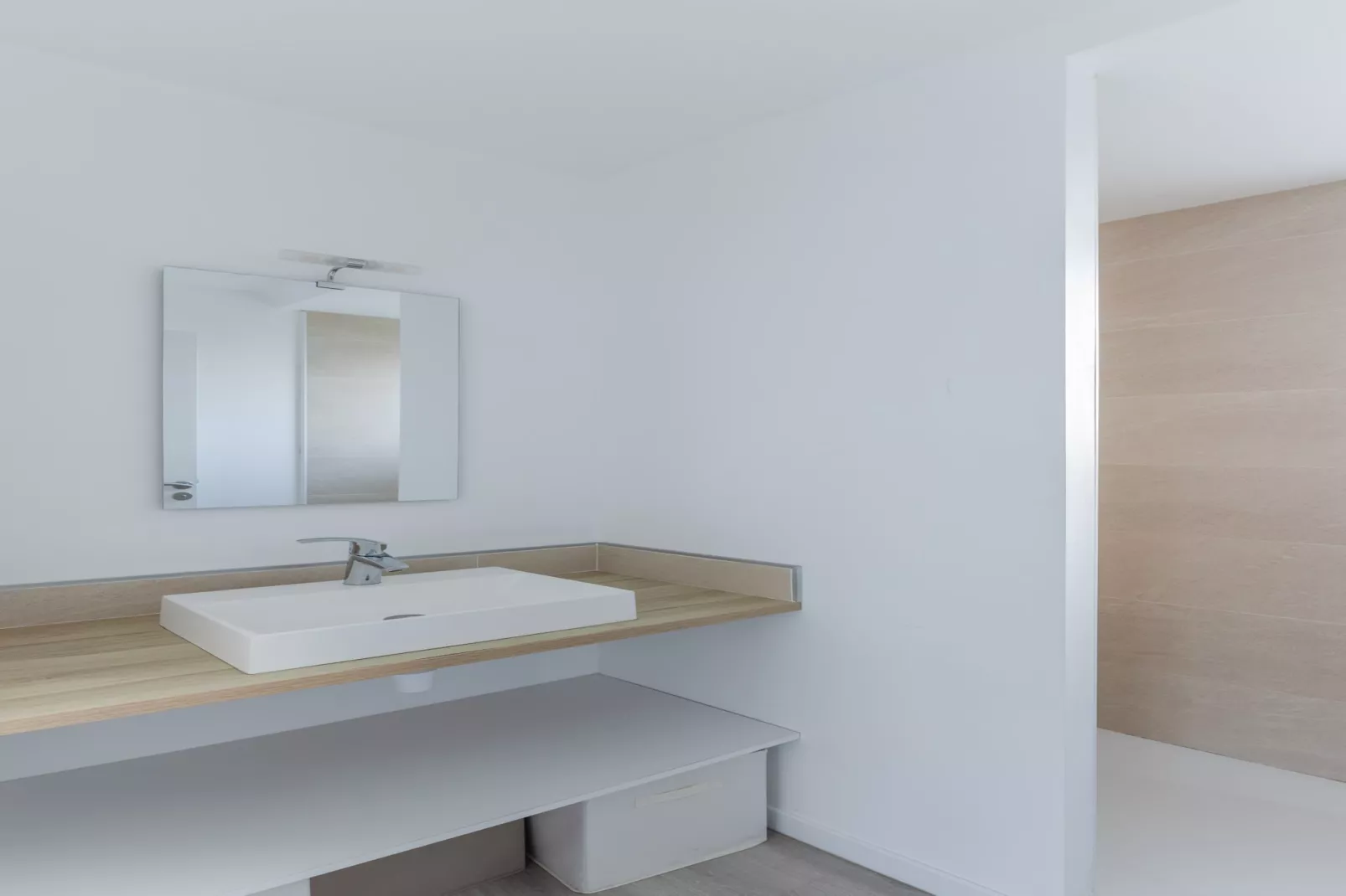 ROSCAROC - ENEZ AR BEG (côté jardin) - Portsall-Salle de bain
