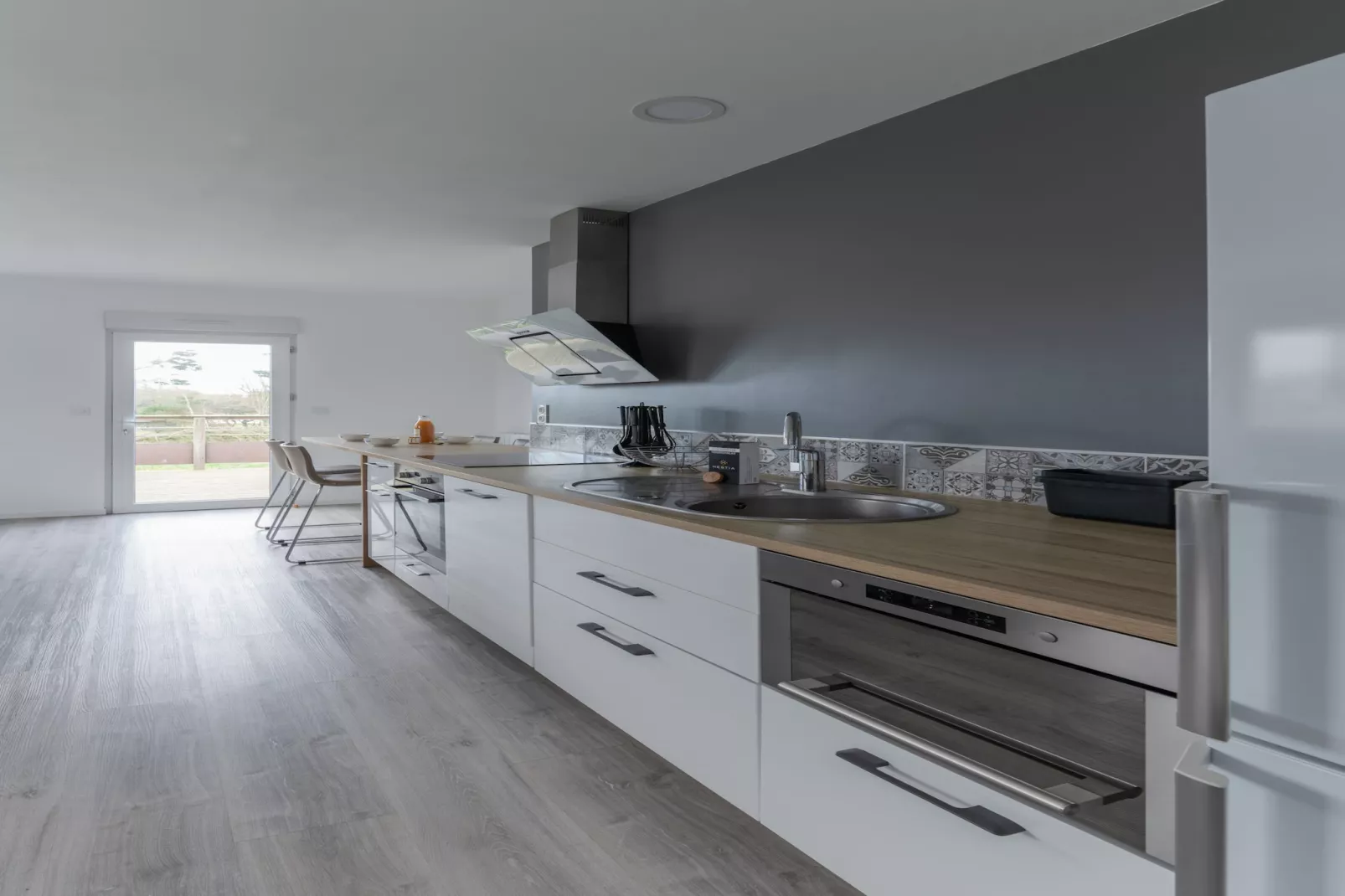 ROSCAROC - ENEZ AR BEG (côté jardin) - Portsall-Cuisine