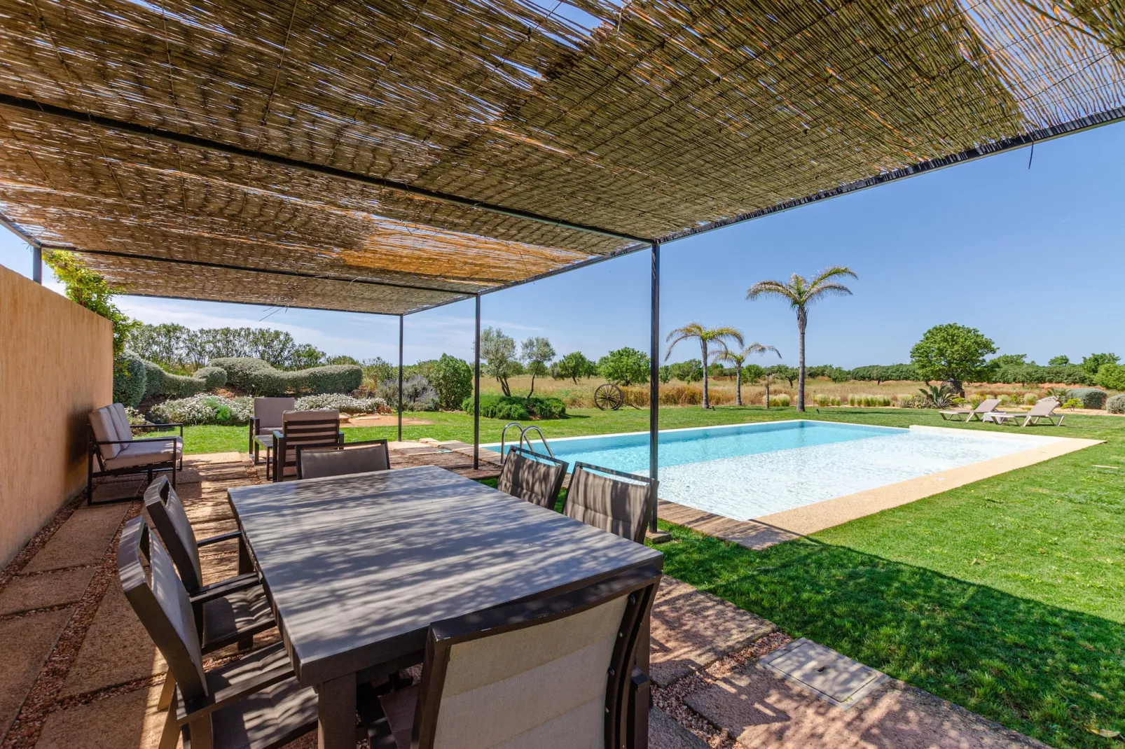YourHouse Thalassa-Pool