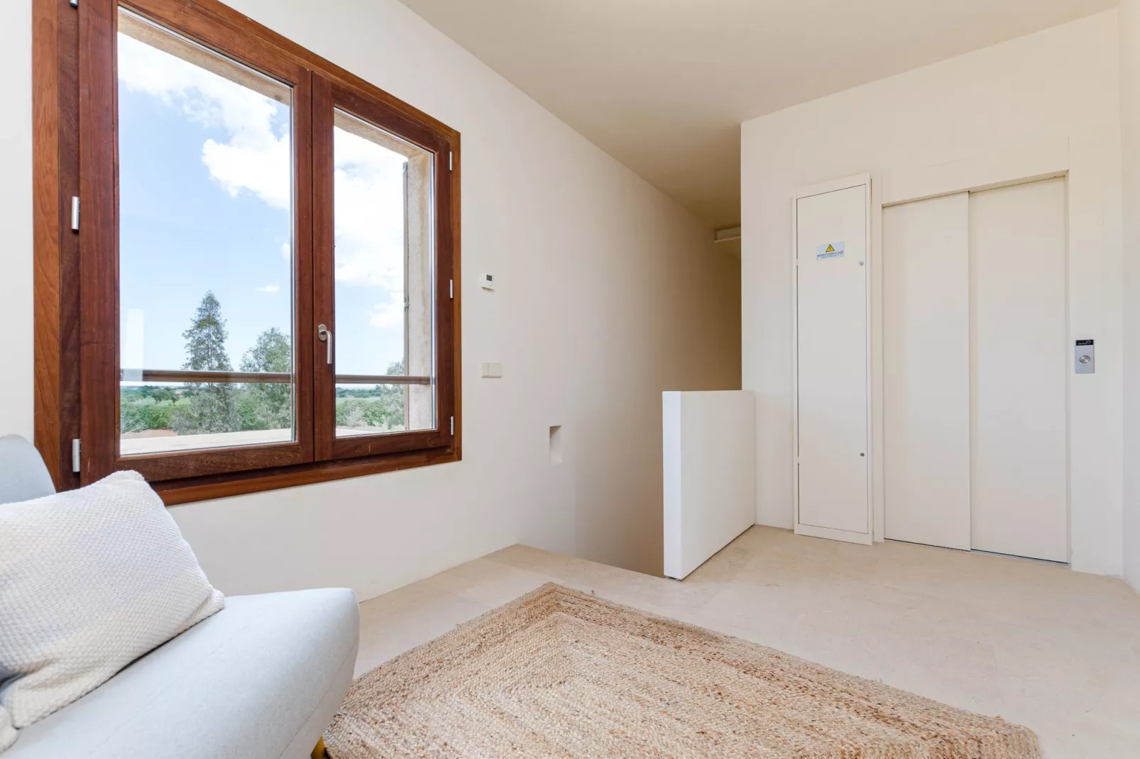 YourHouse Thalassa-Living room