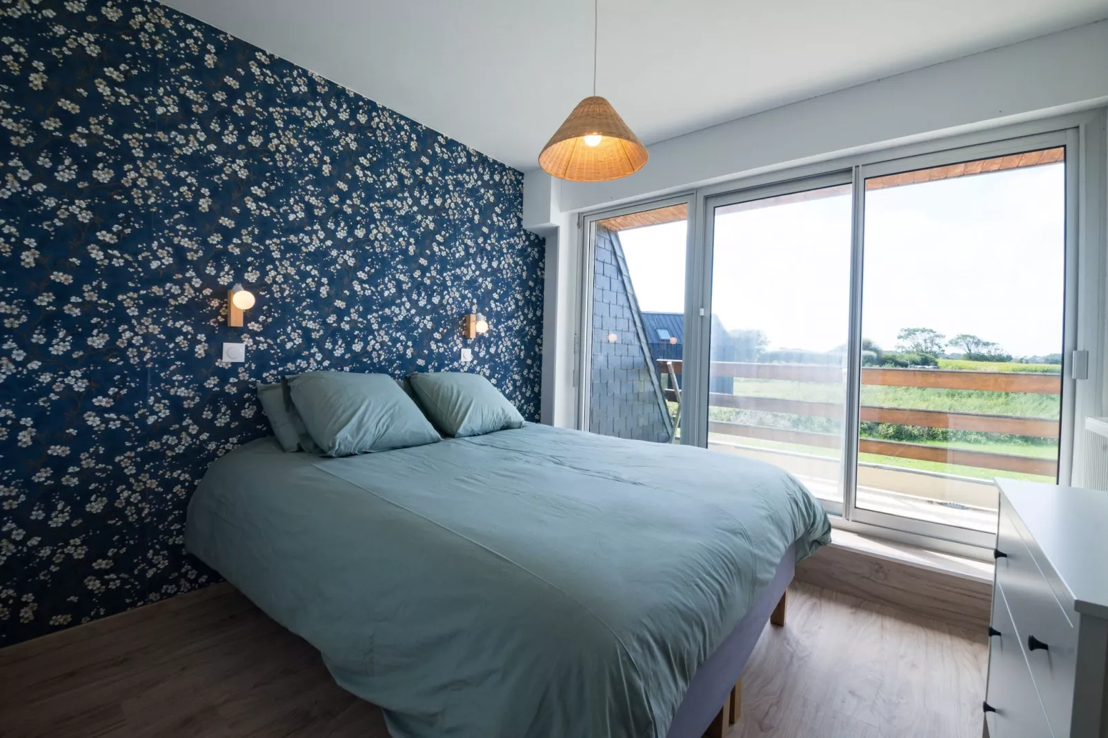 TY AR MENEZ - Landunvez-Bedroom