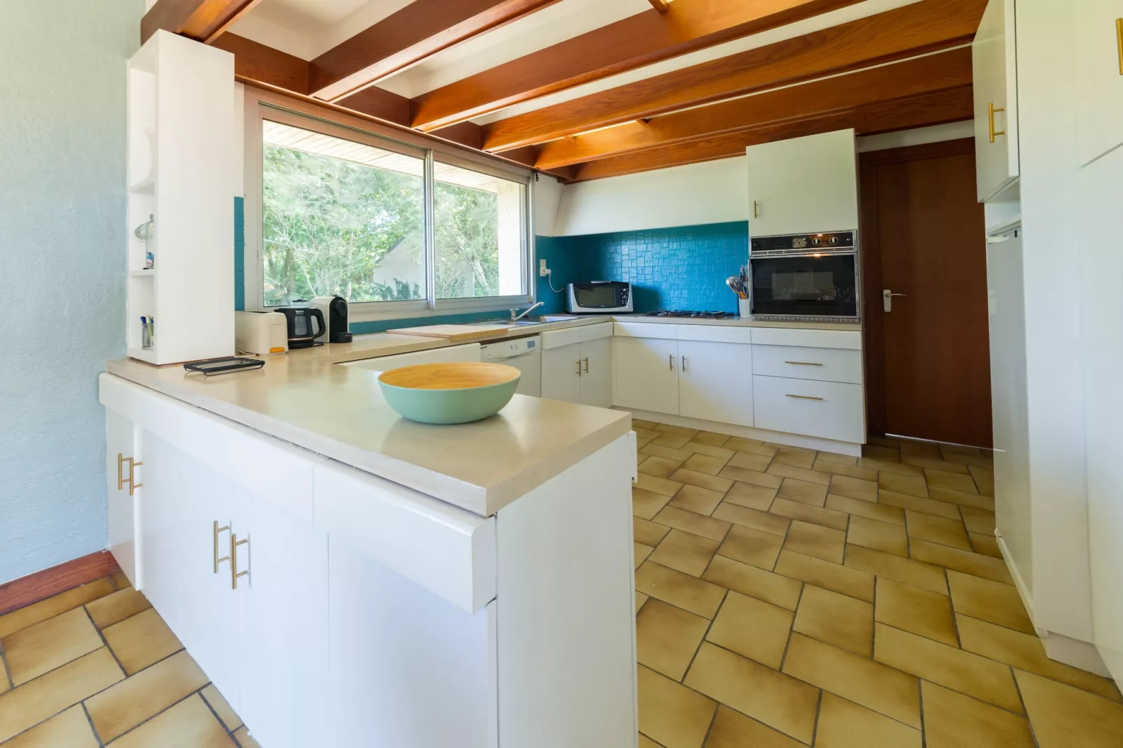 TY AR MENEZ - Landunvez-Kitchen