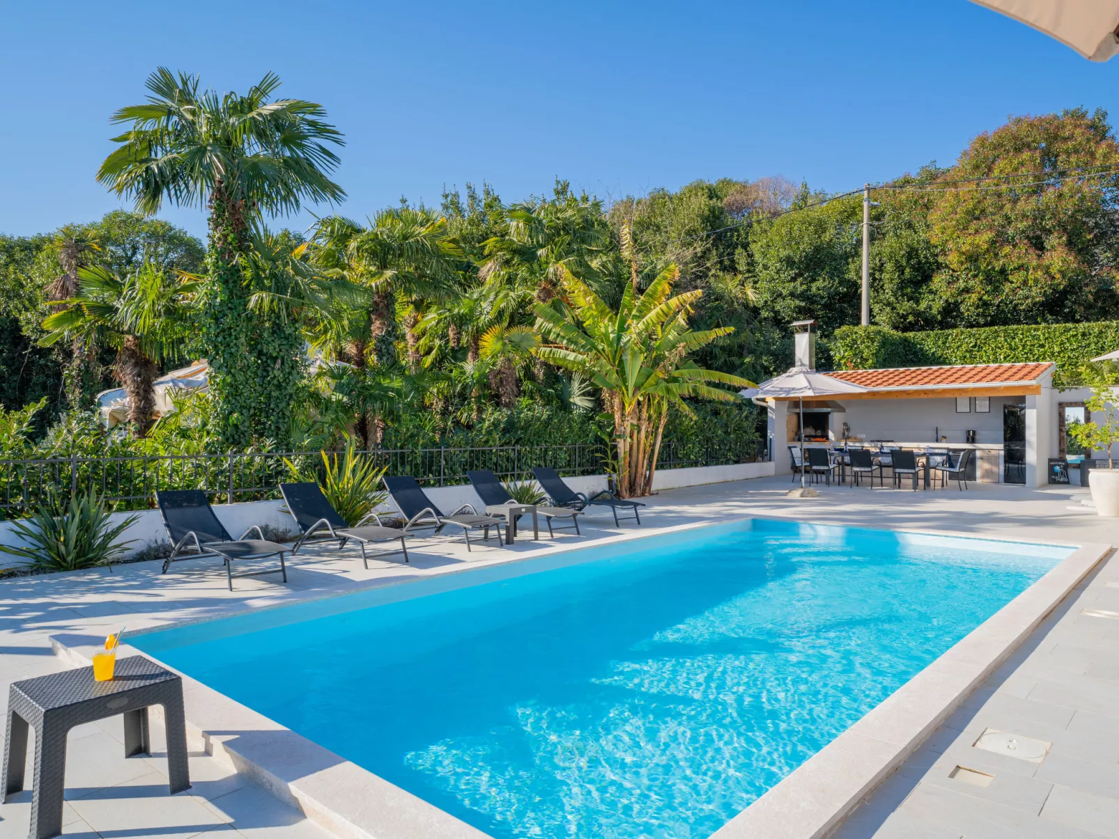 Villa Palma-Outside