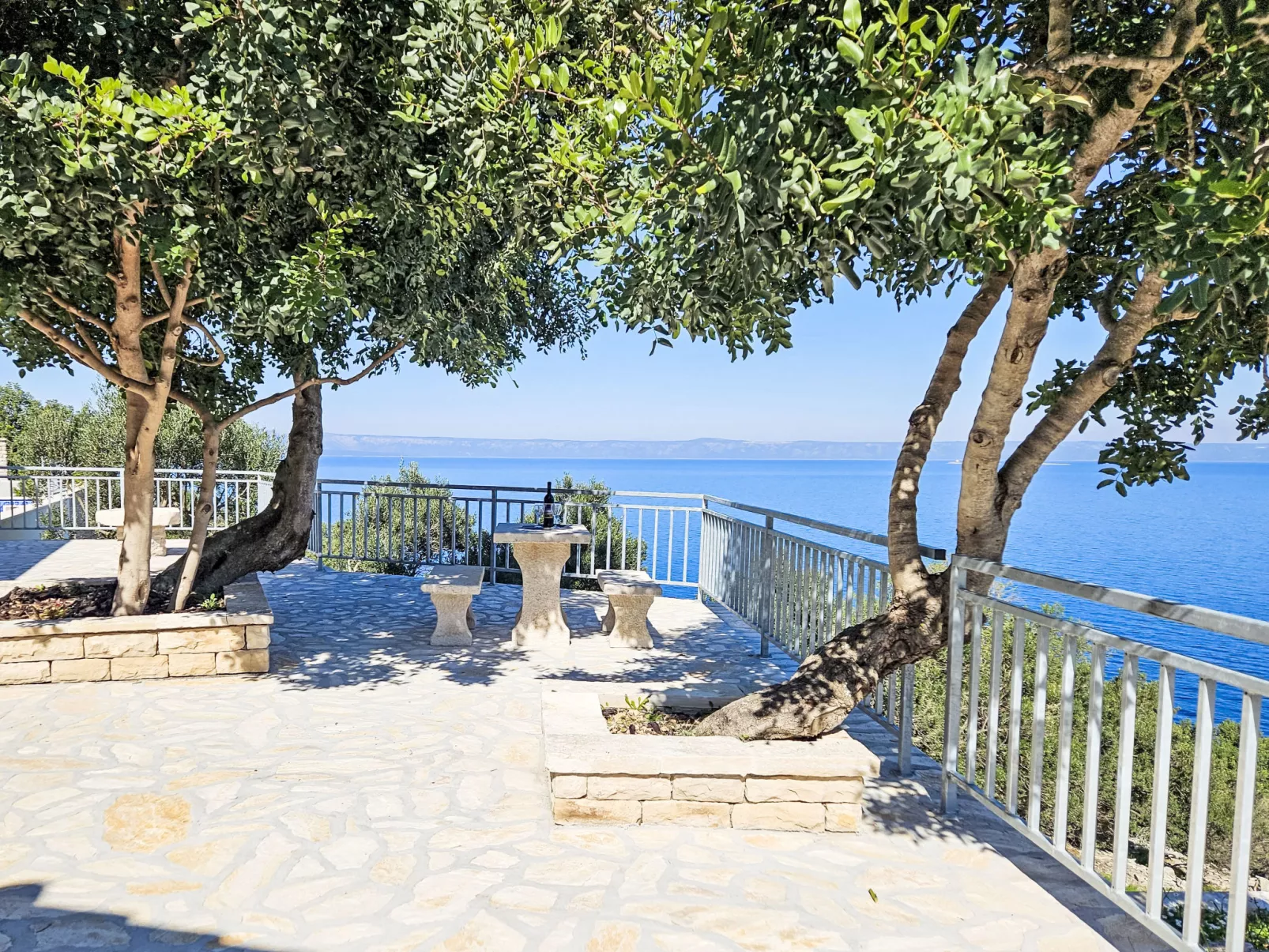 Brankovi Dvori-Outside