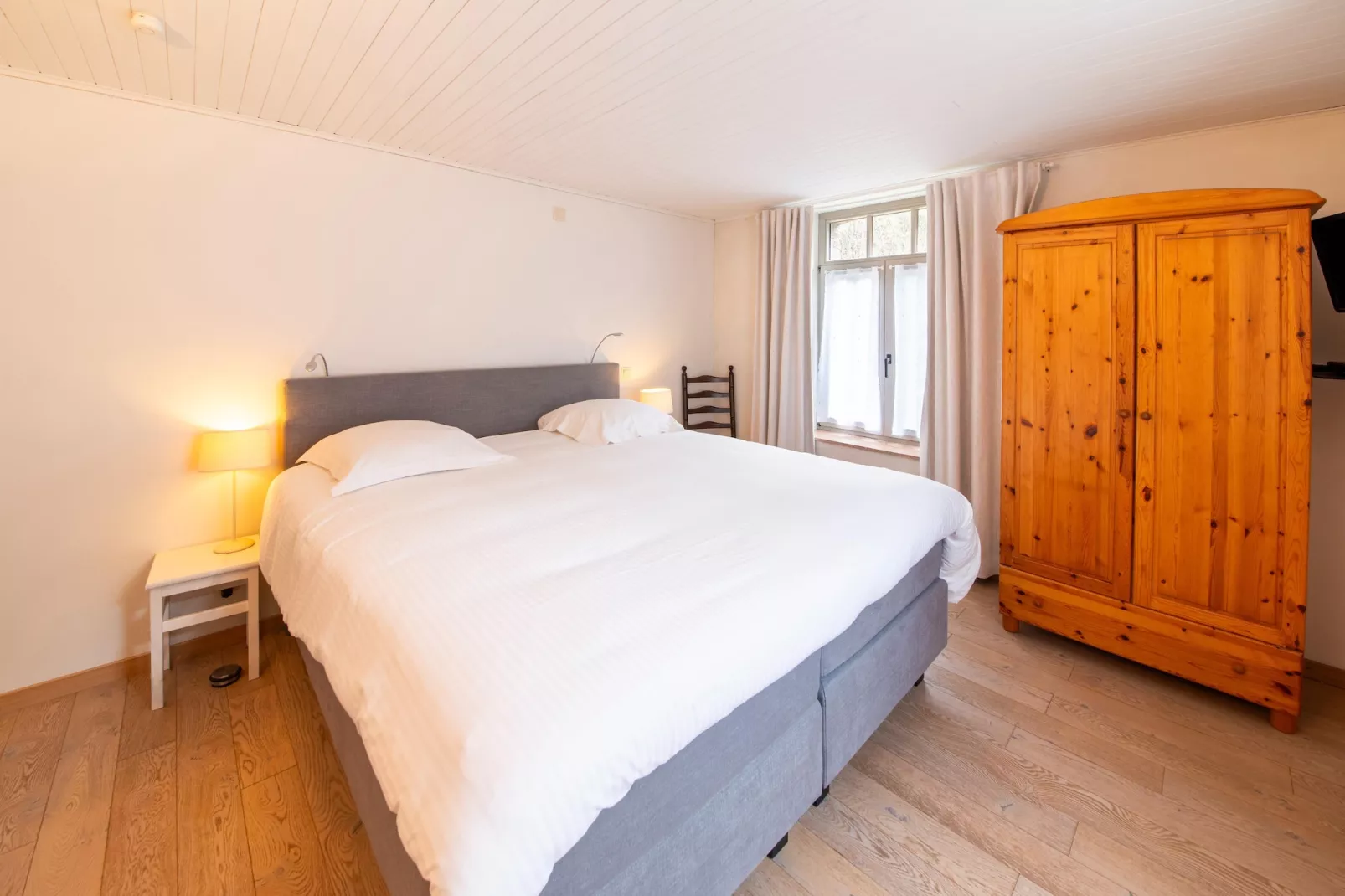Le Vieux Moulin Bohan-Schlafzimmer