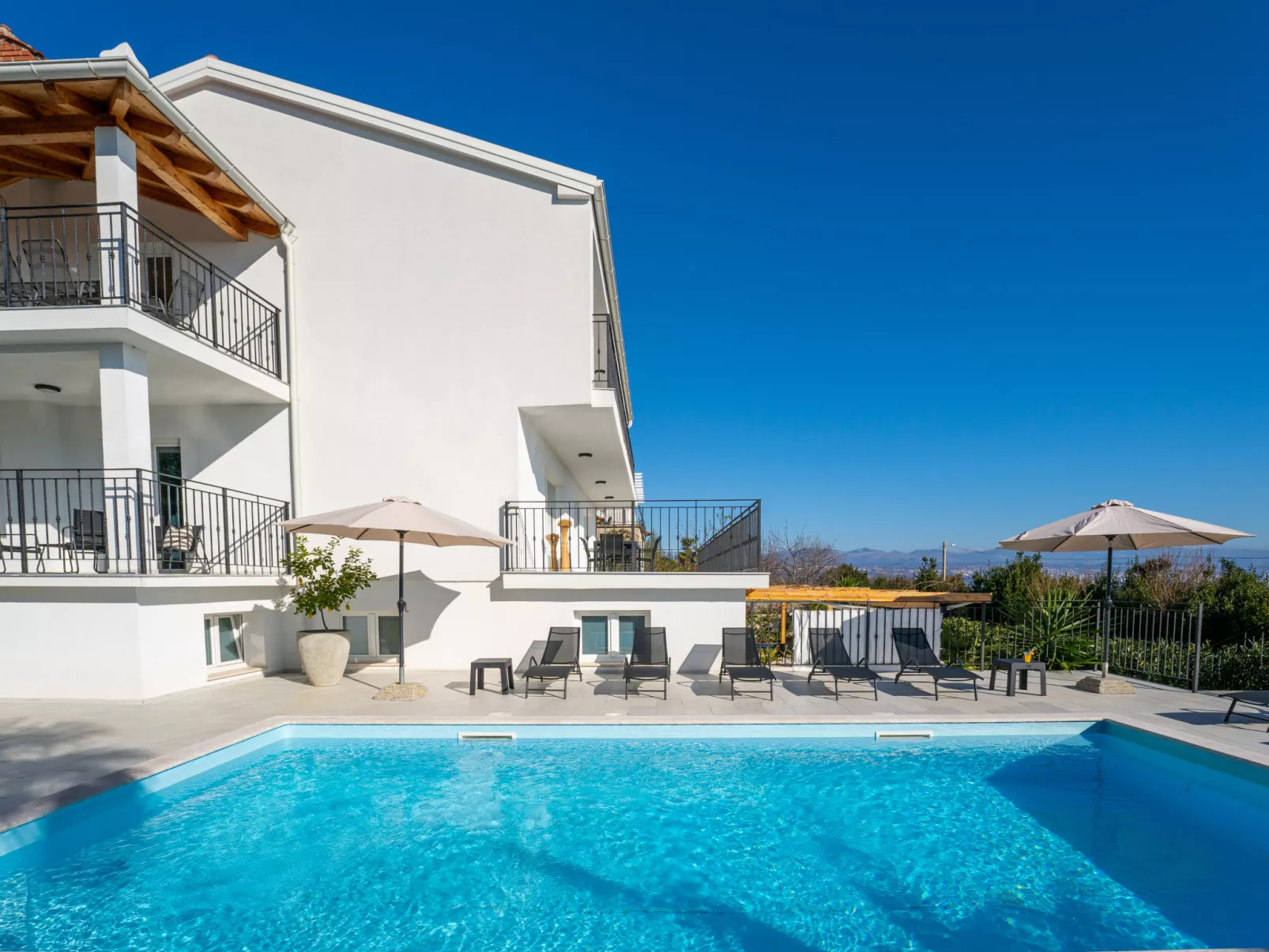 Villa Palma-Outside