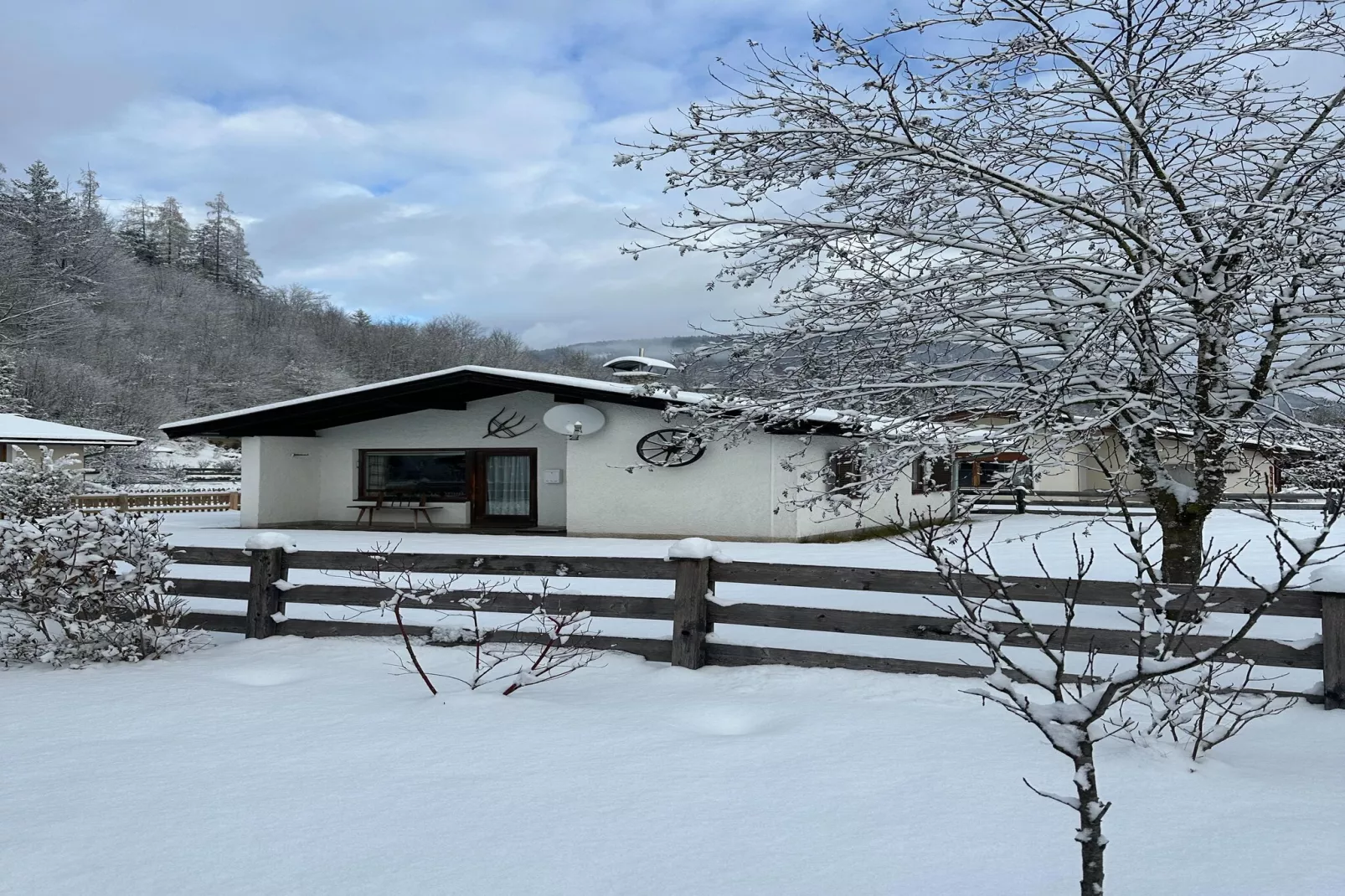 Bungalow in Kitzbühel-Exterior winter