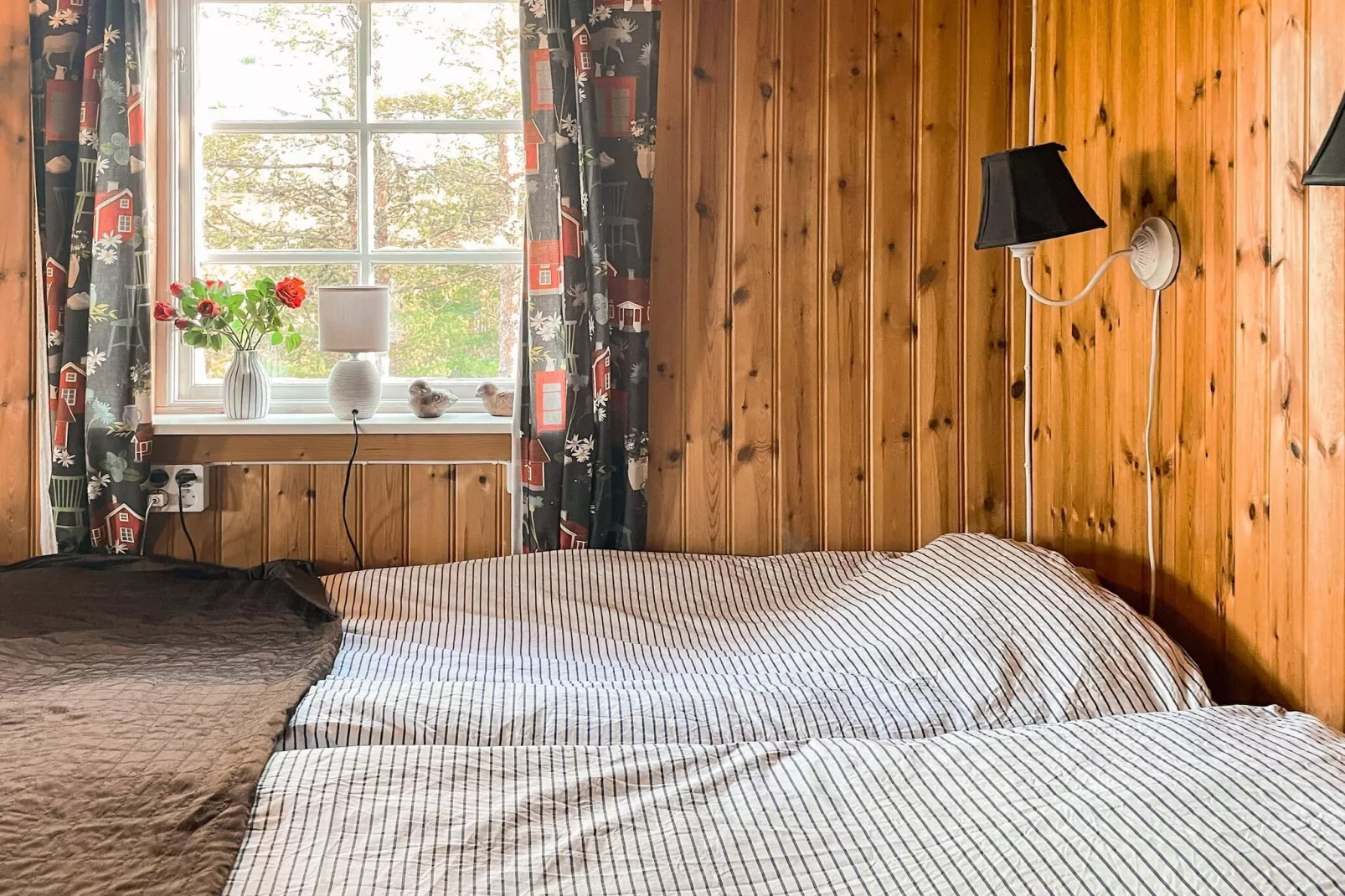 4 person holiday home in BÄCKEFORS-Indoor