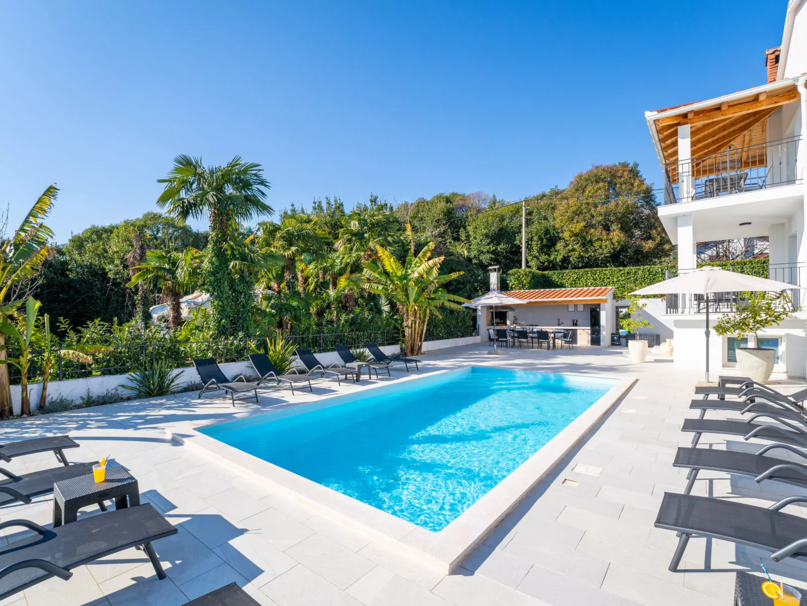 Villa Palma-Outside