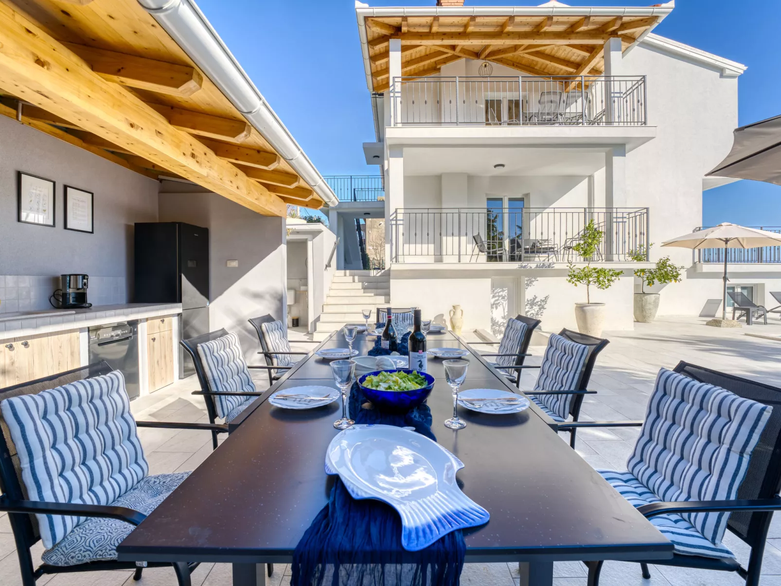 Villa Palma-Outside