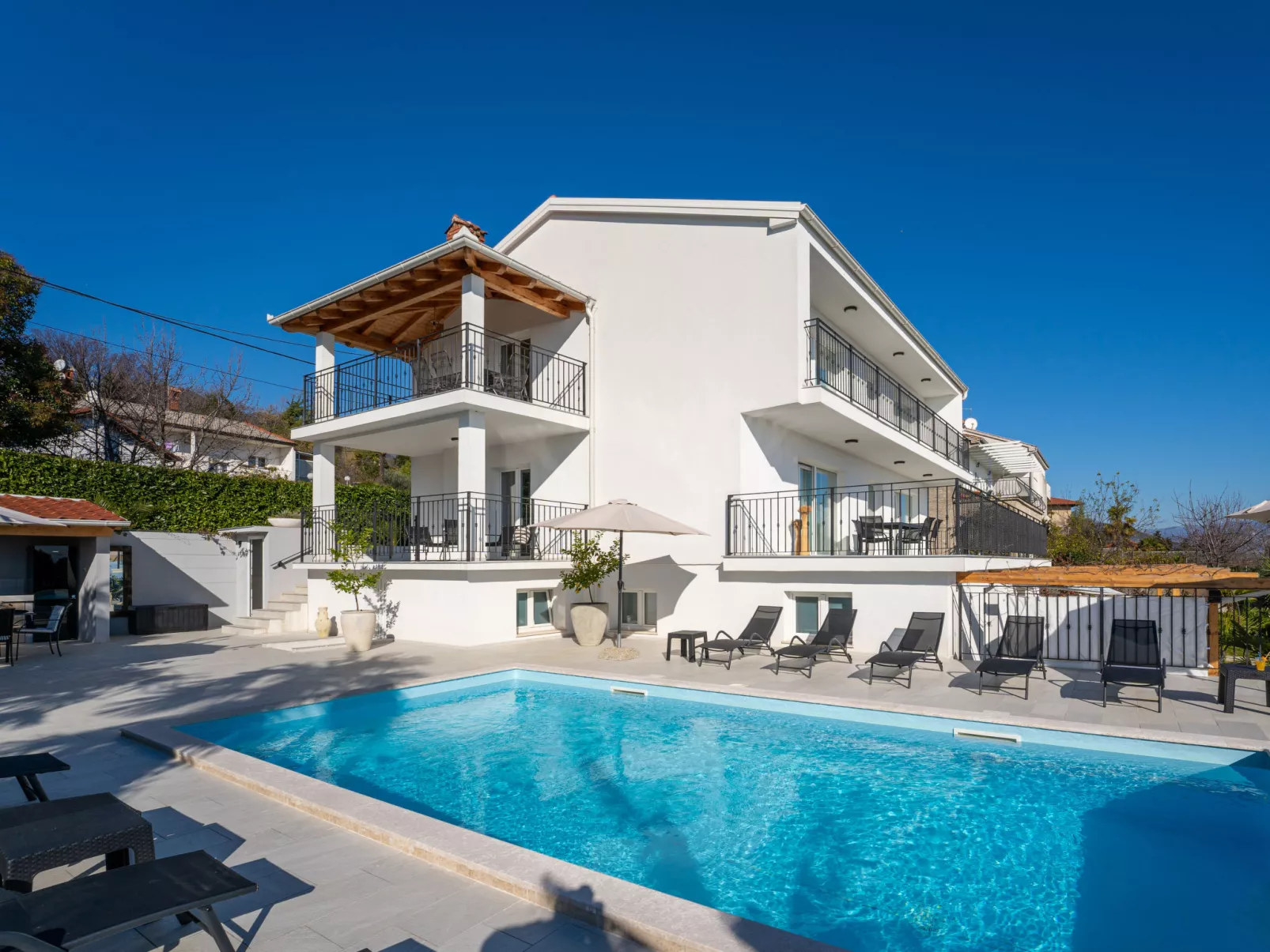 Villa Palma-Outside