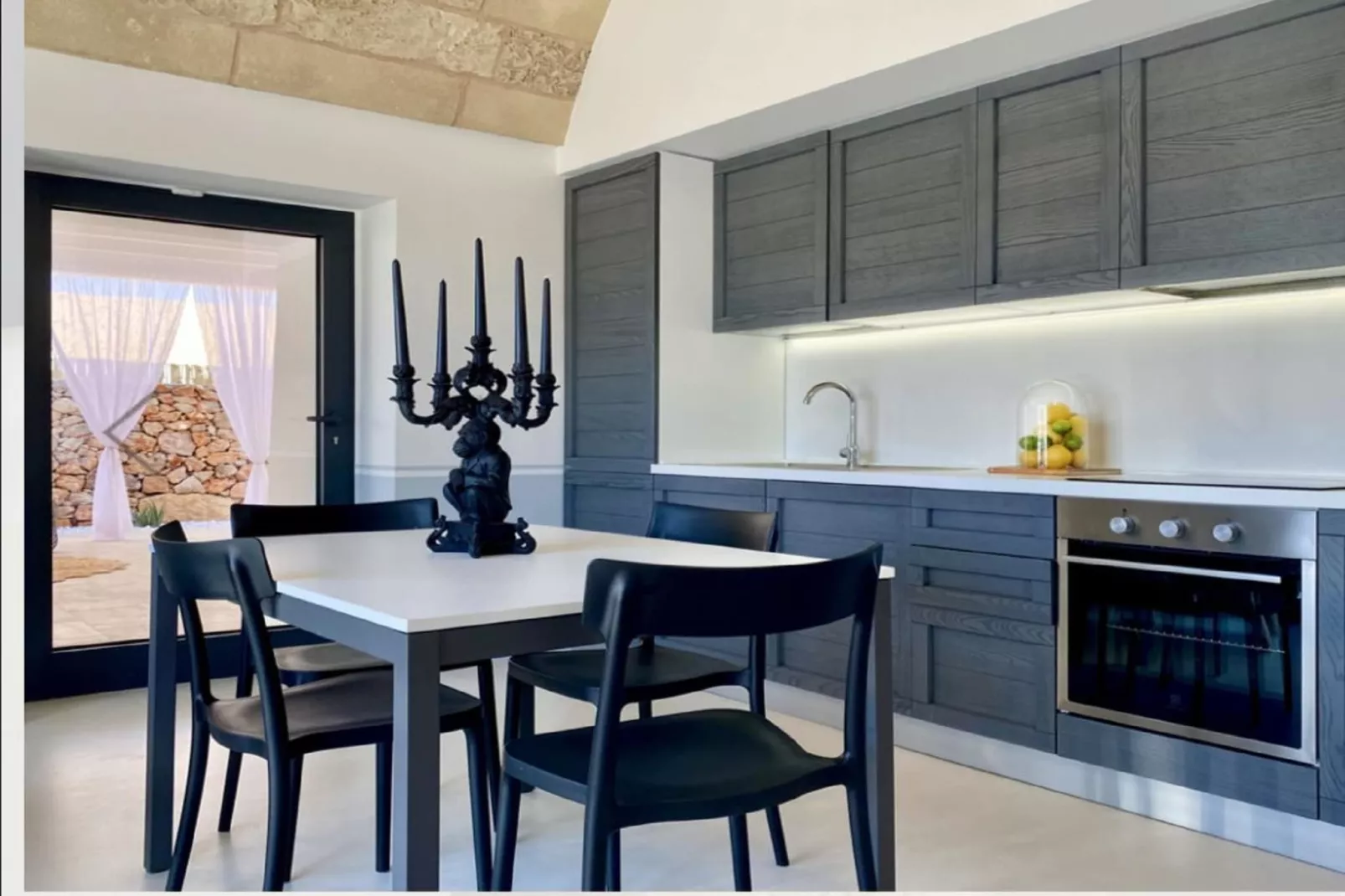 Trullo Marina-Kitchen