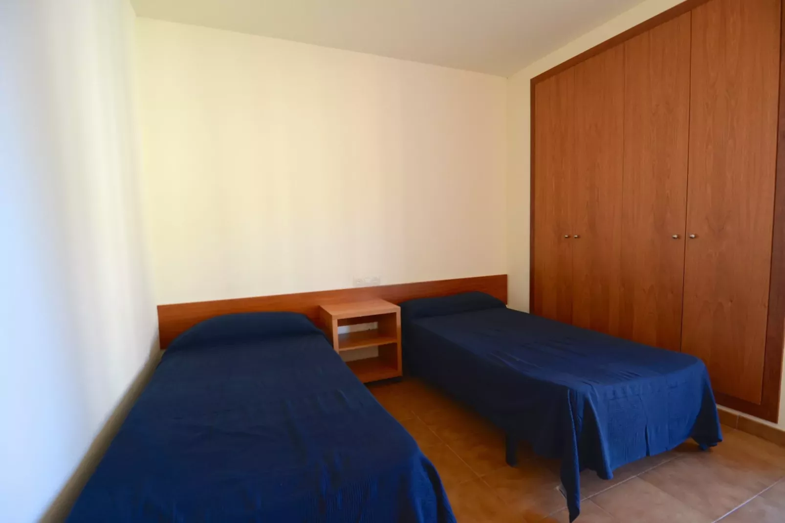 MIAMI II 102-Bedroom