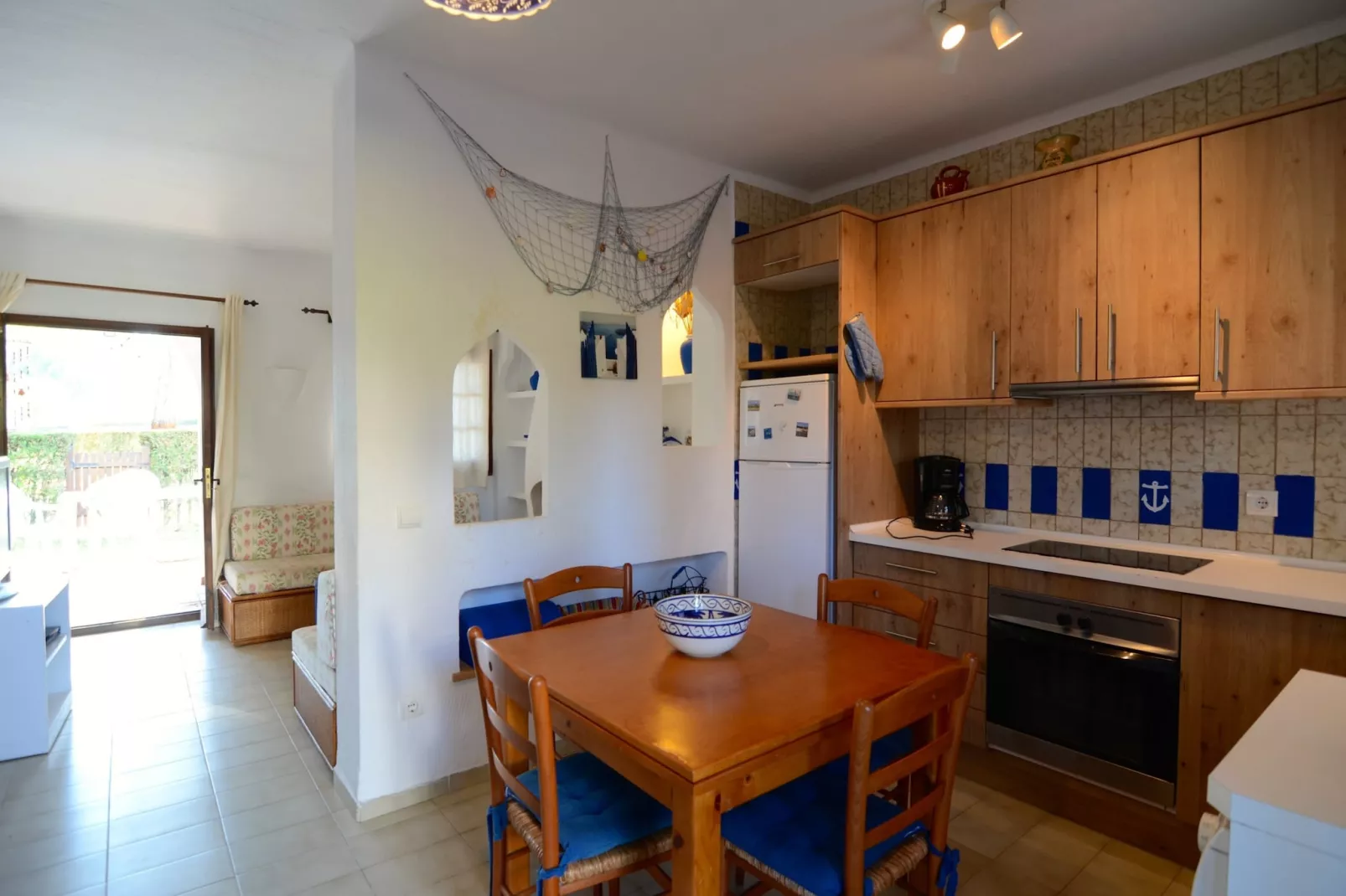 PIVERD GOLF 74-Kitchen