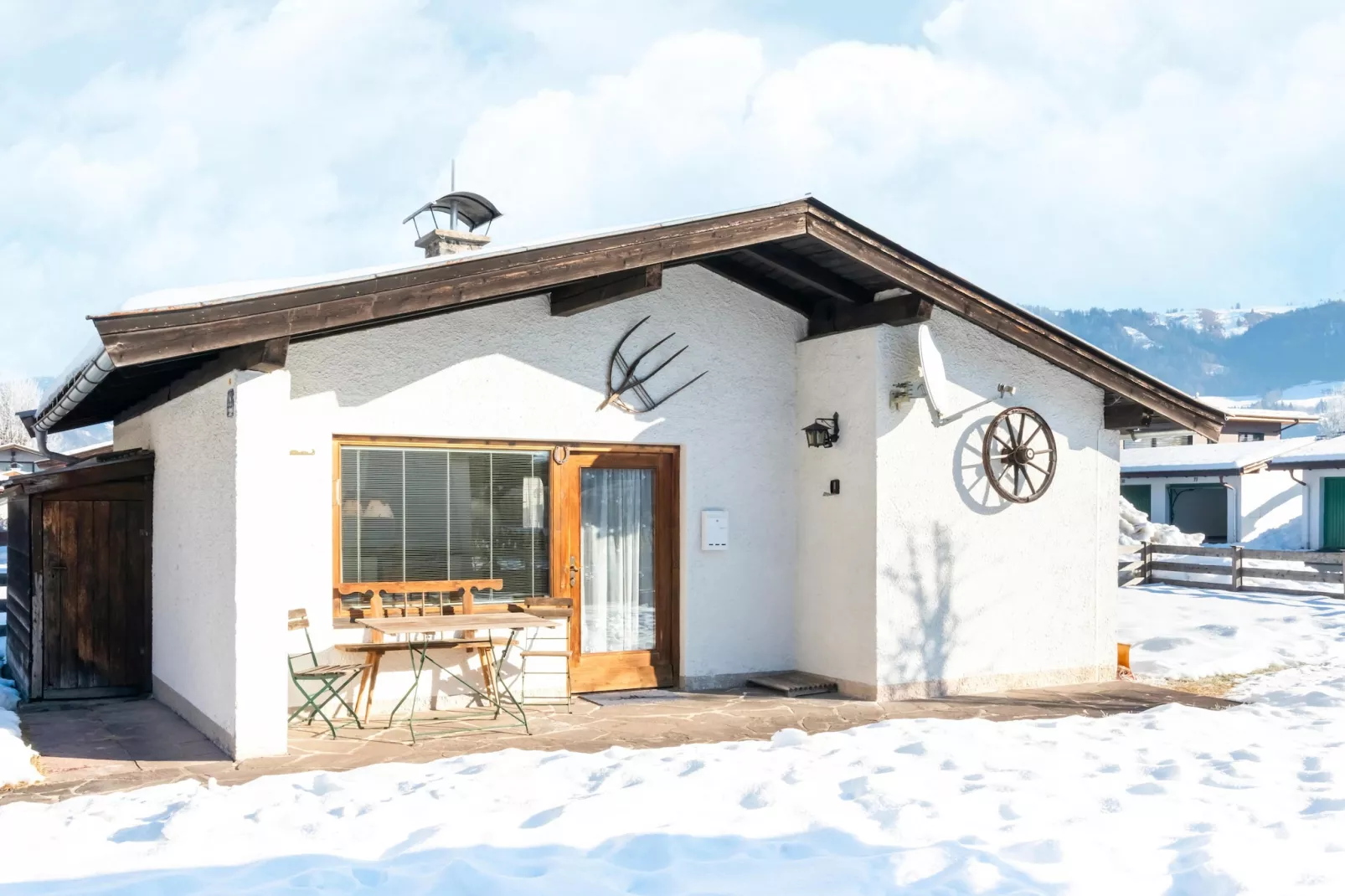 Bungalow in Kitzbühel-Exterior summer