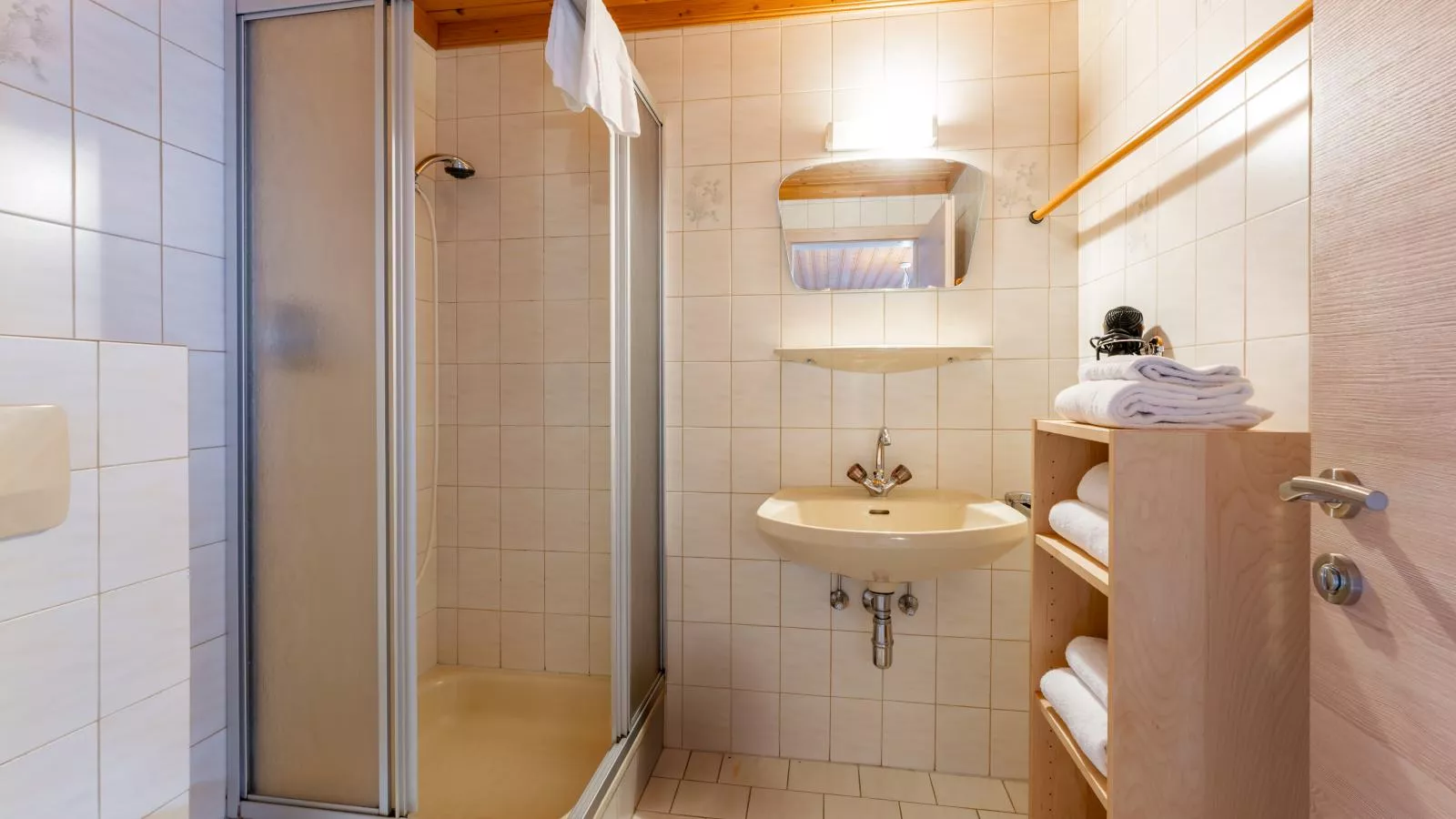 Residenz am Erzbach Top 2A-Bathroom