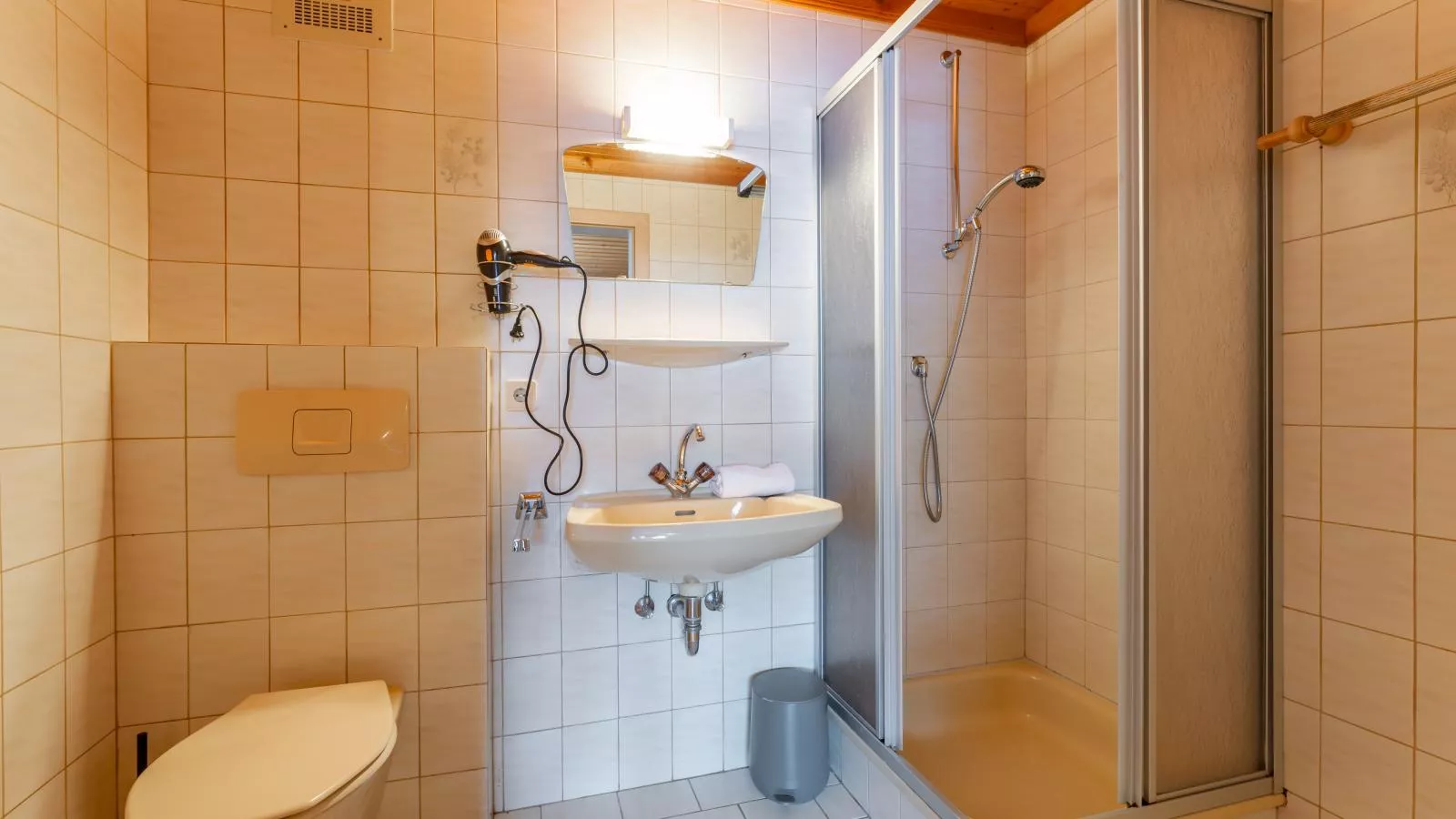 Residenz am Erzbach Top 2A-Bathroom