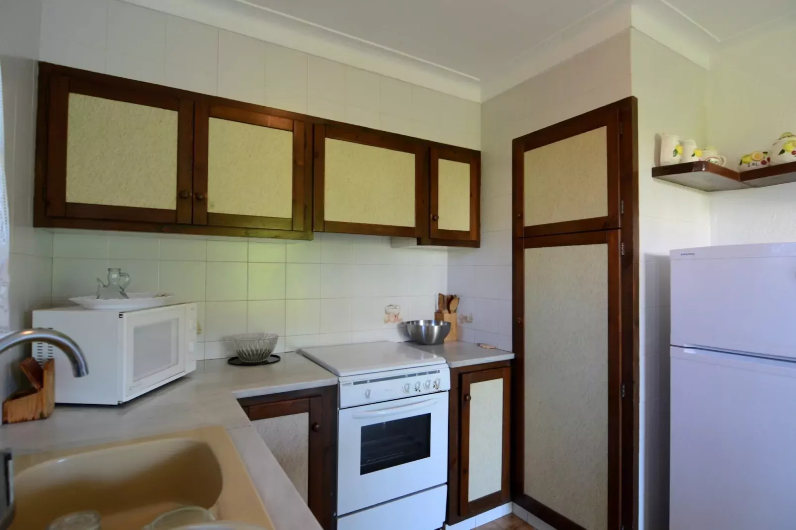 VALL GRAN 16-Kitchen