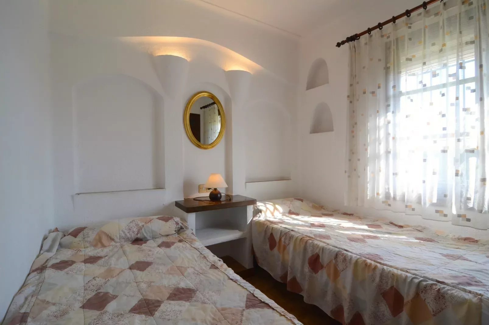VALL GRAN 16-Bedroom