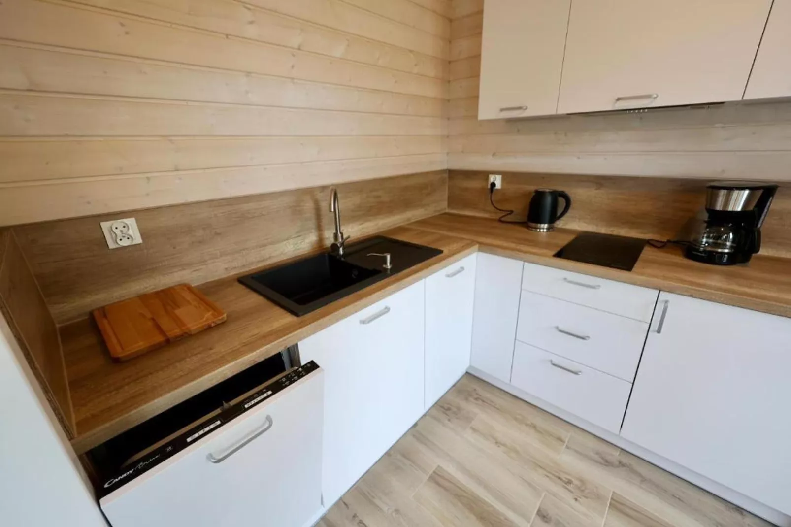 Komfortowy dom wakacyjny bliźniak przy plaży w Stepnicy-Kitchen