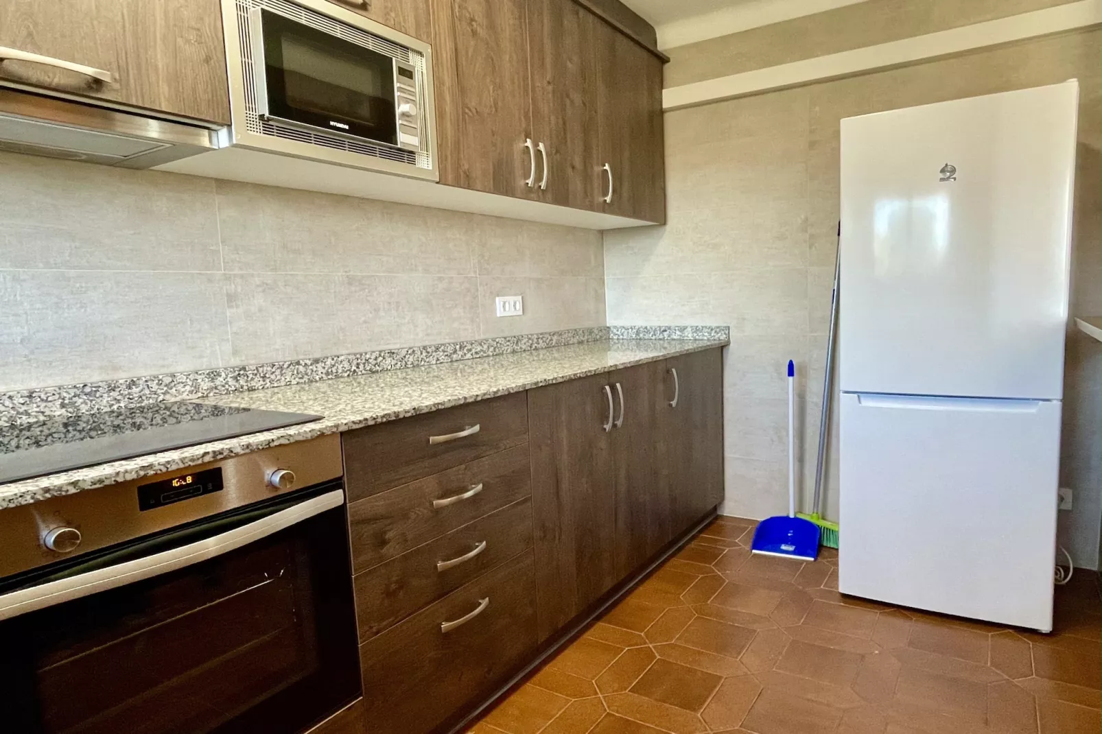 BELL RACO B 25-Kitchen