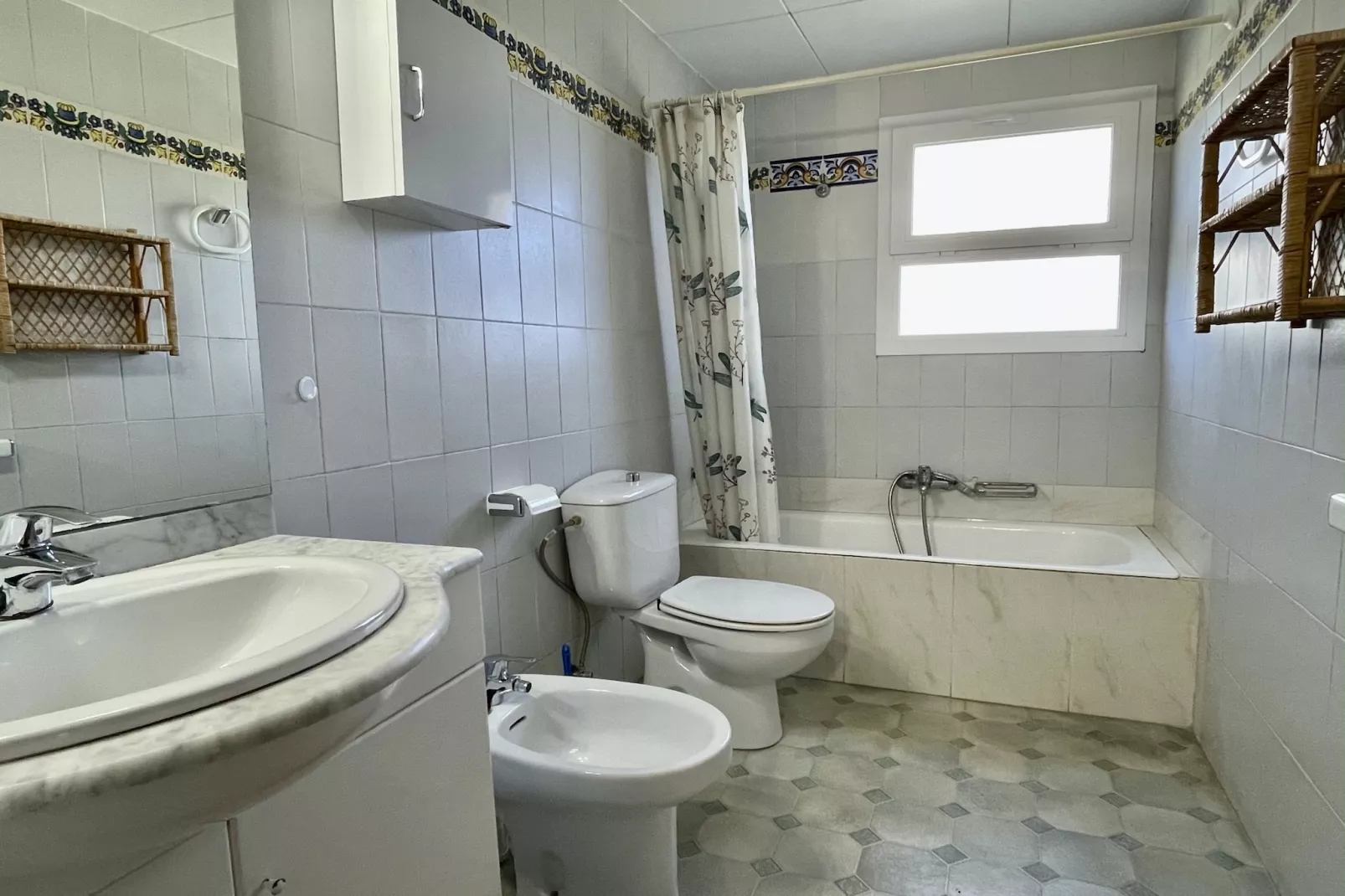 BELL RACO B 25-Bathroom