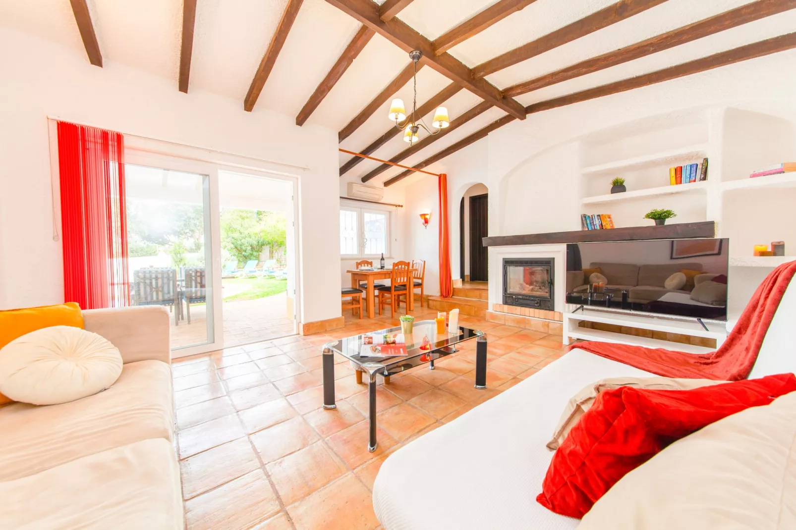 Villa Dreams-Living room