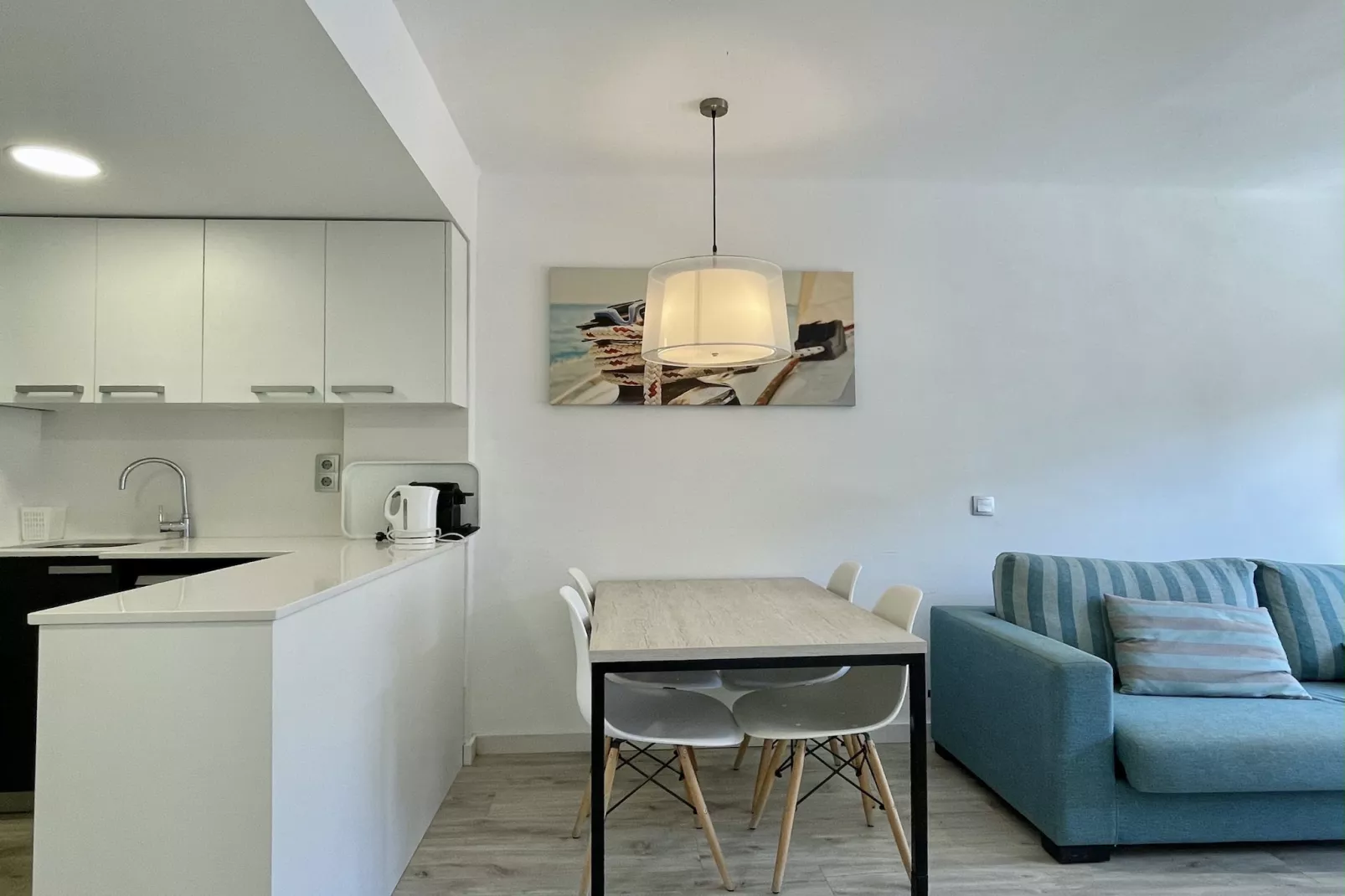 FESTASTAR 211-Dining room