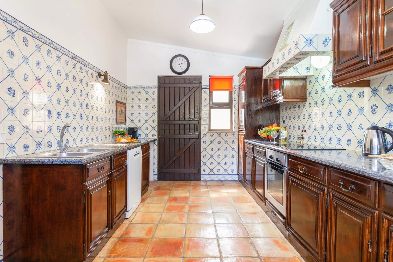 Villa Dreams-Kitchen