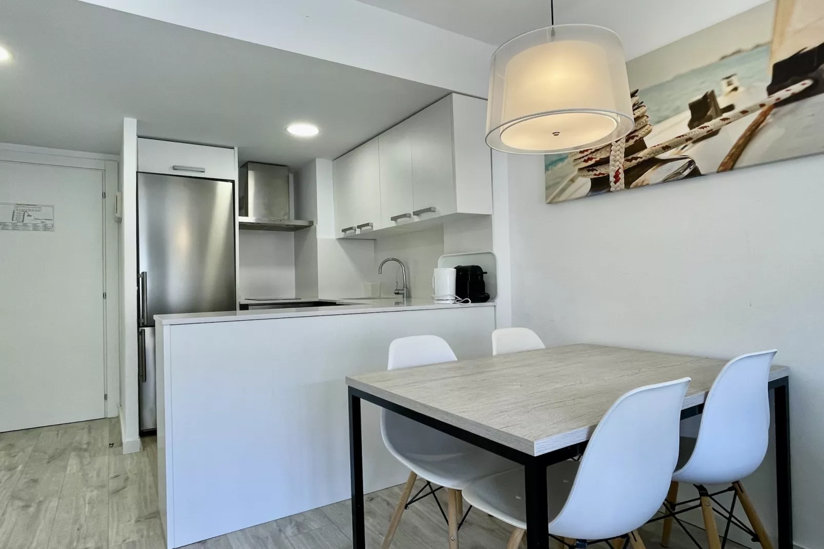 FESTASTAR 211-Dining room