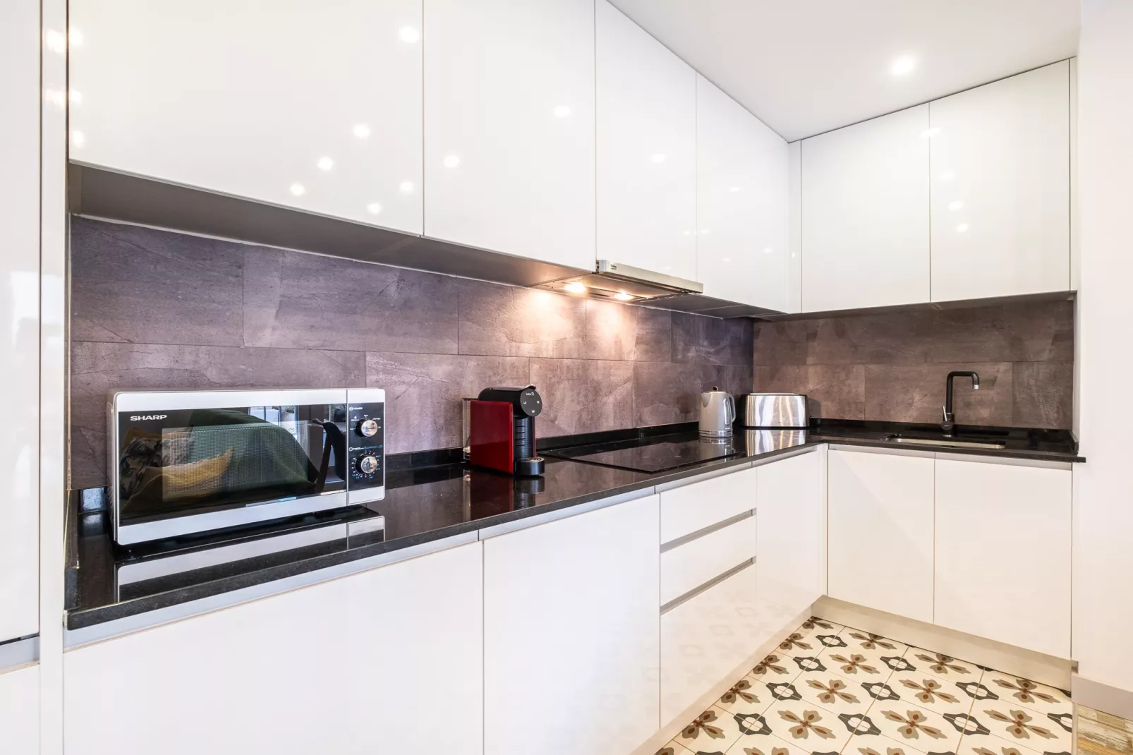 Apartment Carvoeiro By The Sea 1-Kitchen