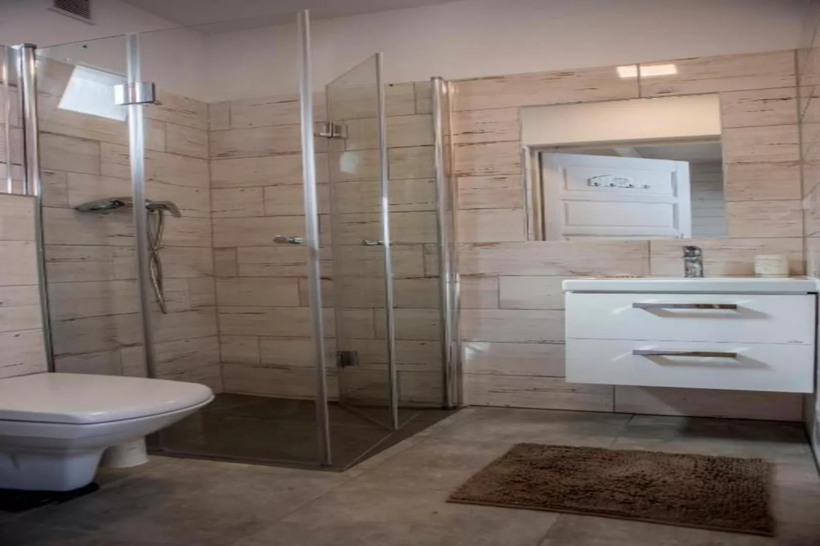 Domki wakacyjne w Pobierowie-Bathroom
