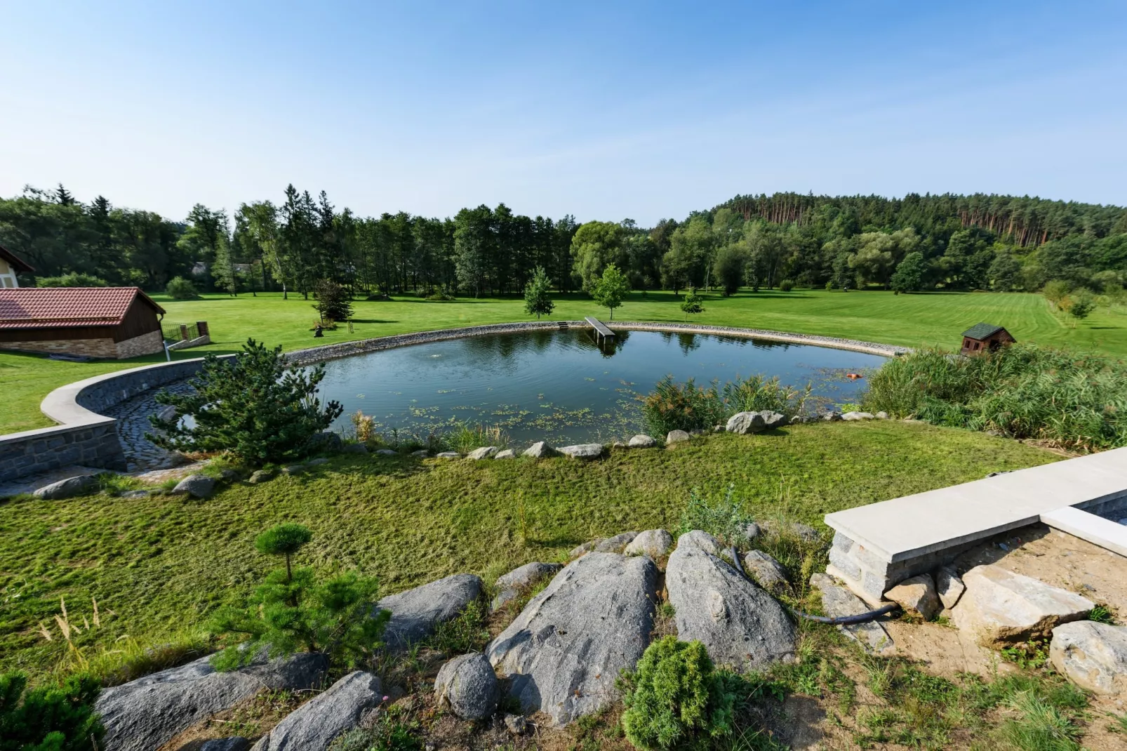 Orlík JVNS100-Gardens summer