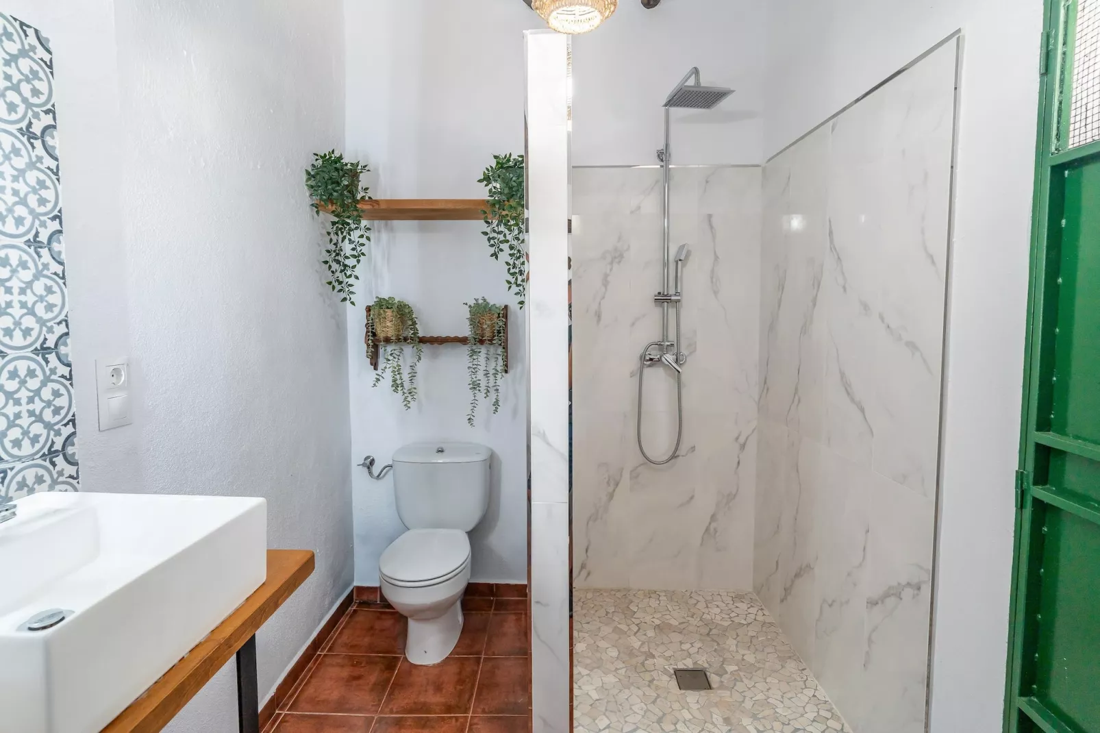 Cerro de la Cruz-Bathroom