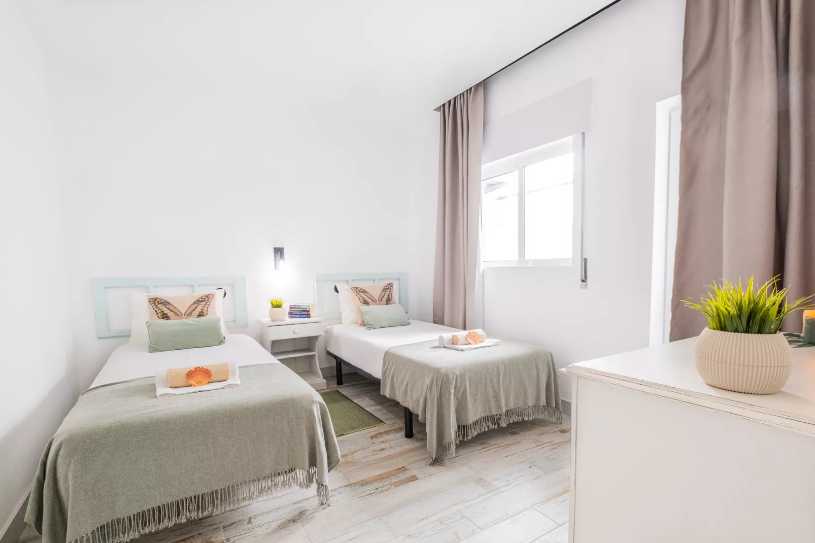 Apartment Carvoeiro By The Sea 2-Bedroom