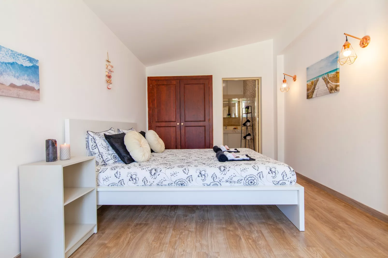 Villa Laiya-Bedroom