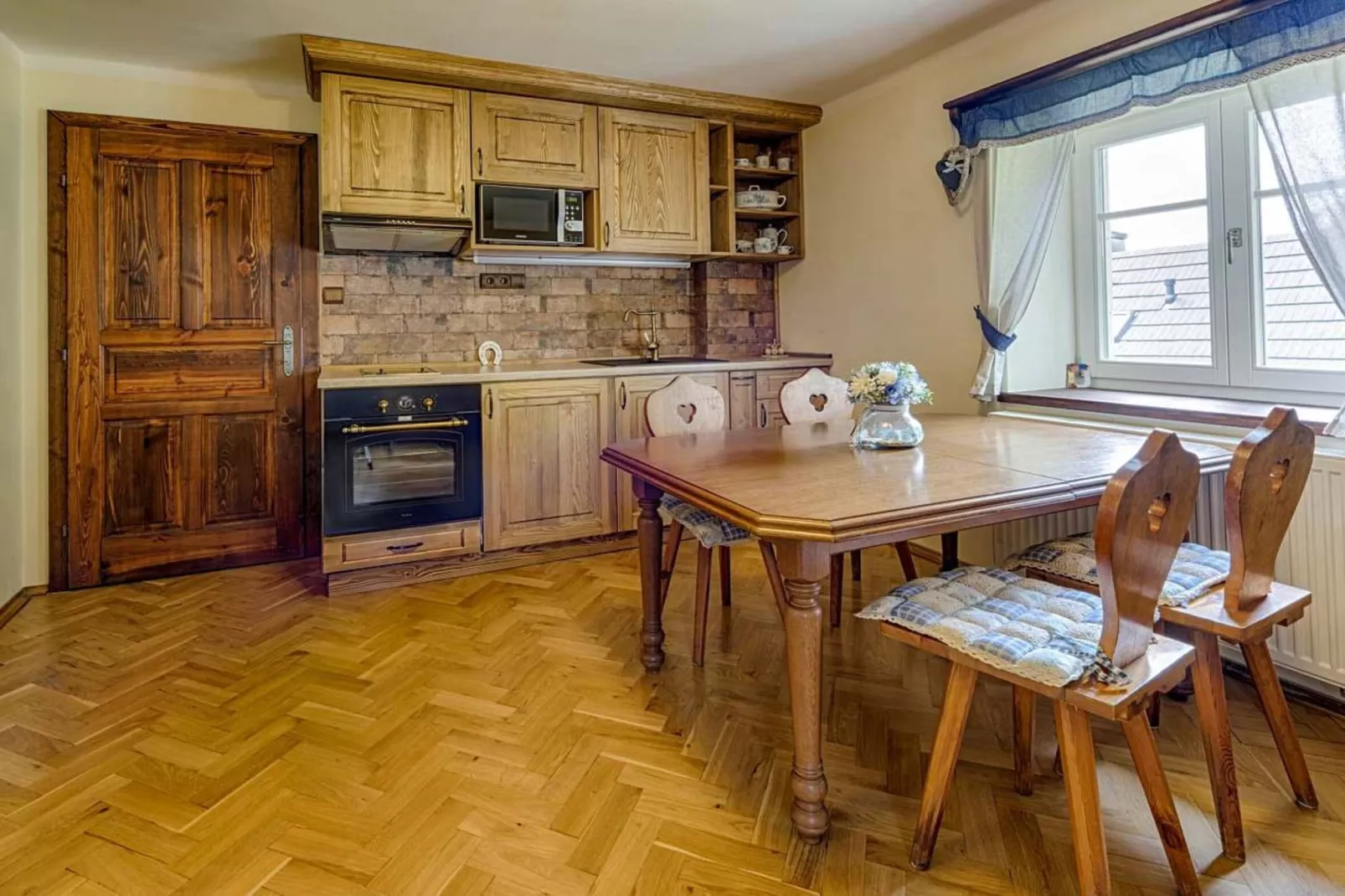 Rozstani LRLS025-Kitchen