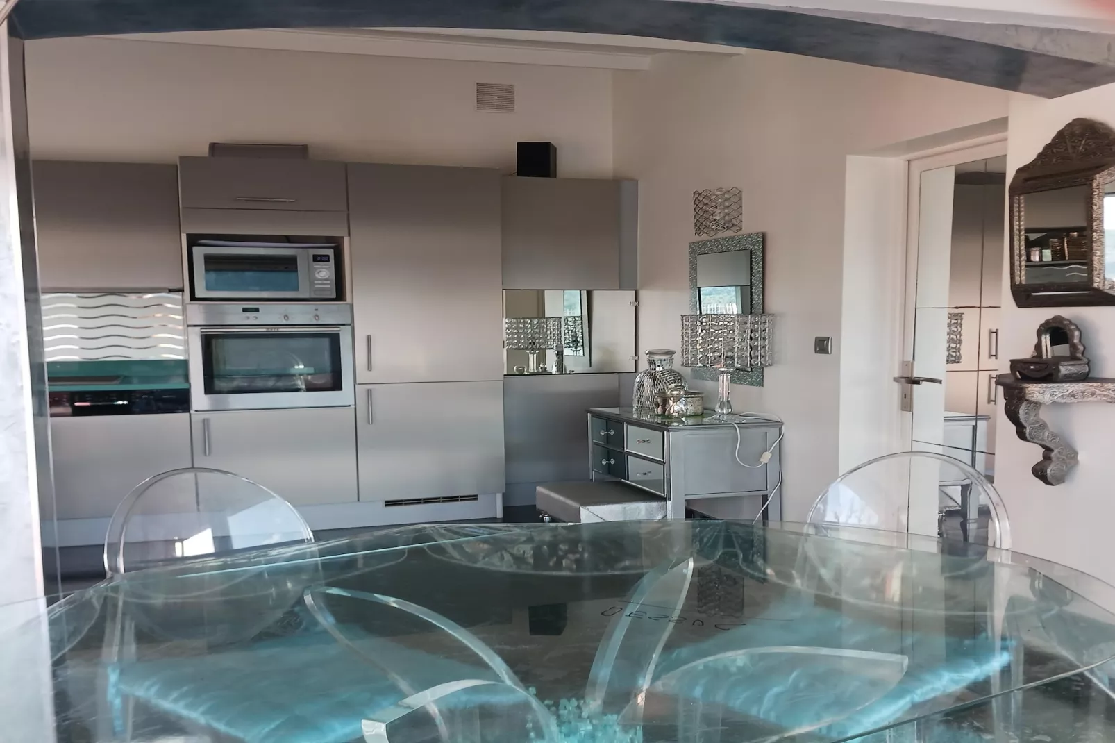 poolofhouse