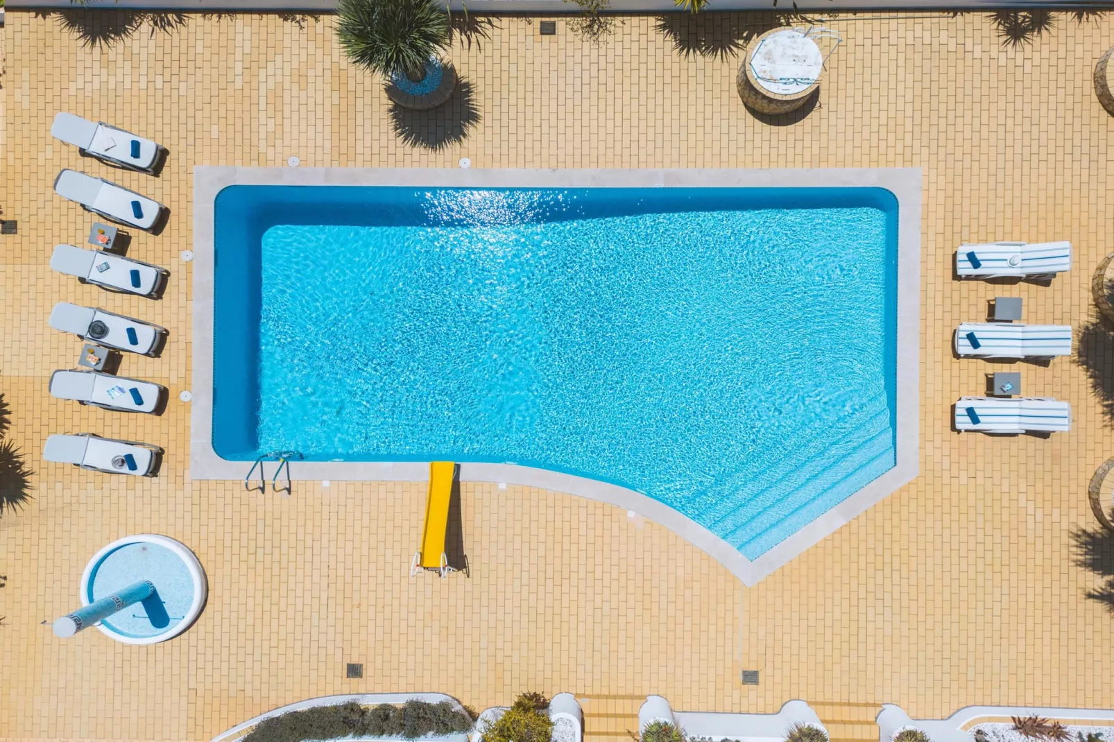 Villa Serena-Pool