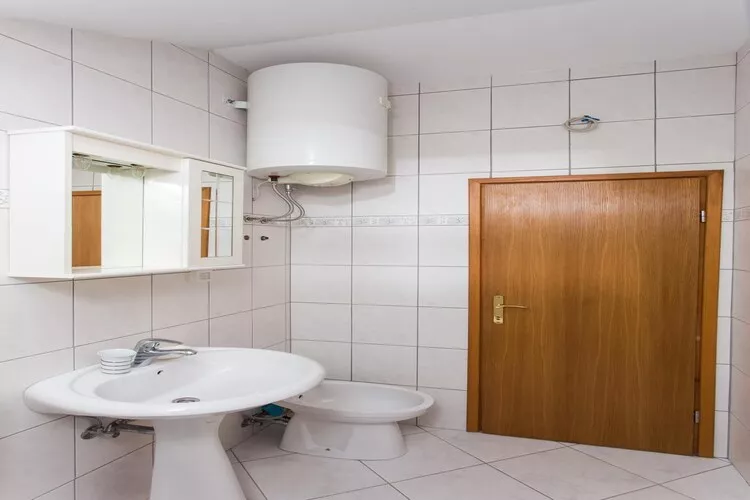 Apartments Villa Maslina - Two Bedroom Apartment with Terrace and Garden View-Bedroom