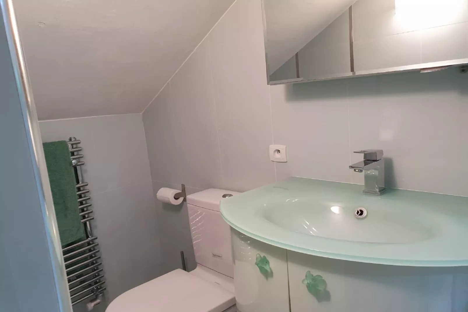 Le Petit Jardin-Bathroom