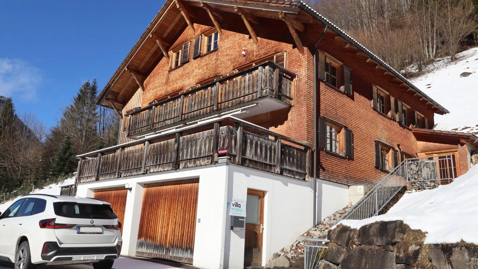 Schwarzmann-Außenbereich Winter