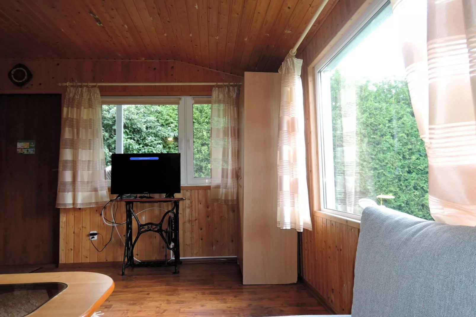 Bungalow Pod słonecznikiem 2-Wohnzimmer