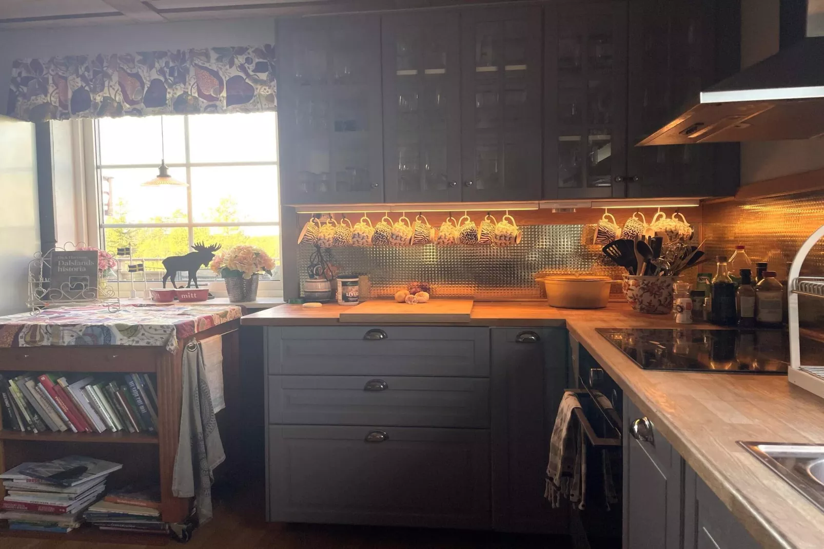 10 person holiday home in BÄCKEFORS-Indoor