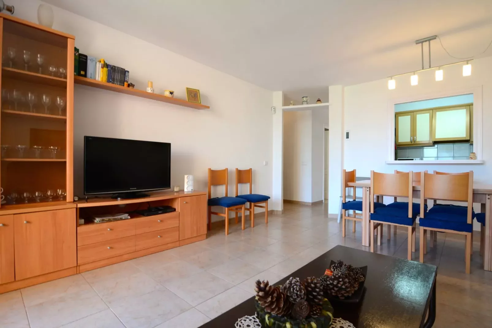 PUIG SA GUILLA II E 1-3-Living room