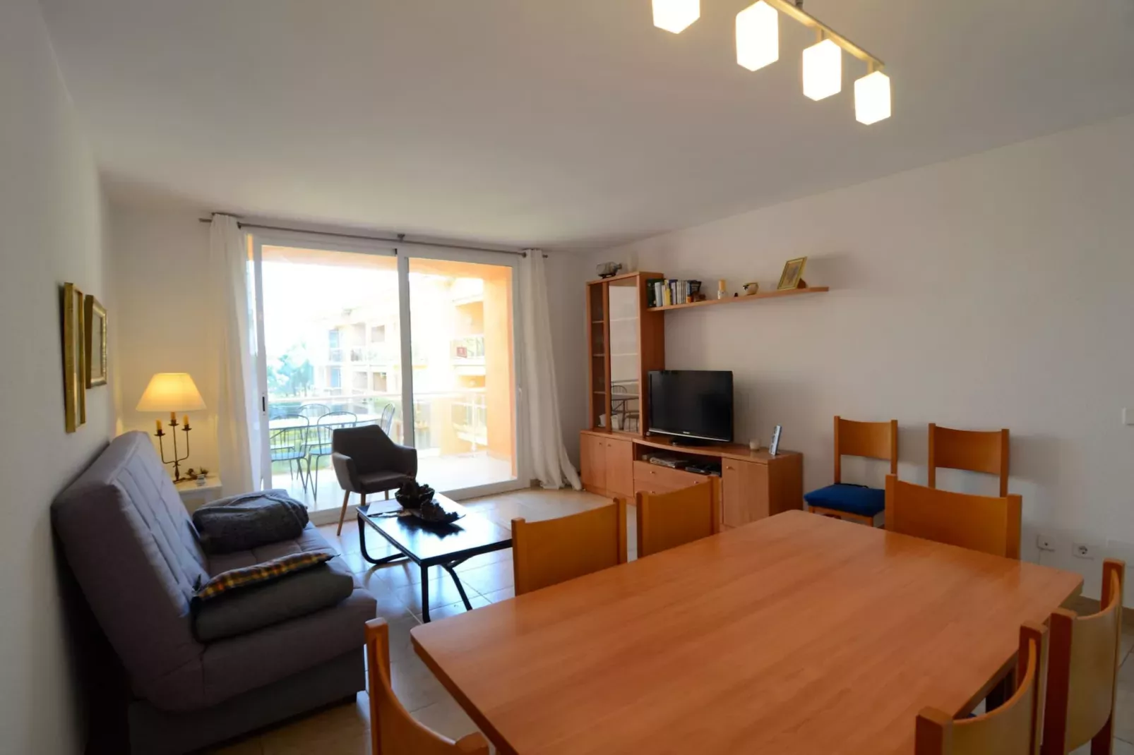 PUIG SA GUILLA II E 1-3-Dining room