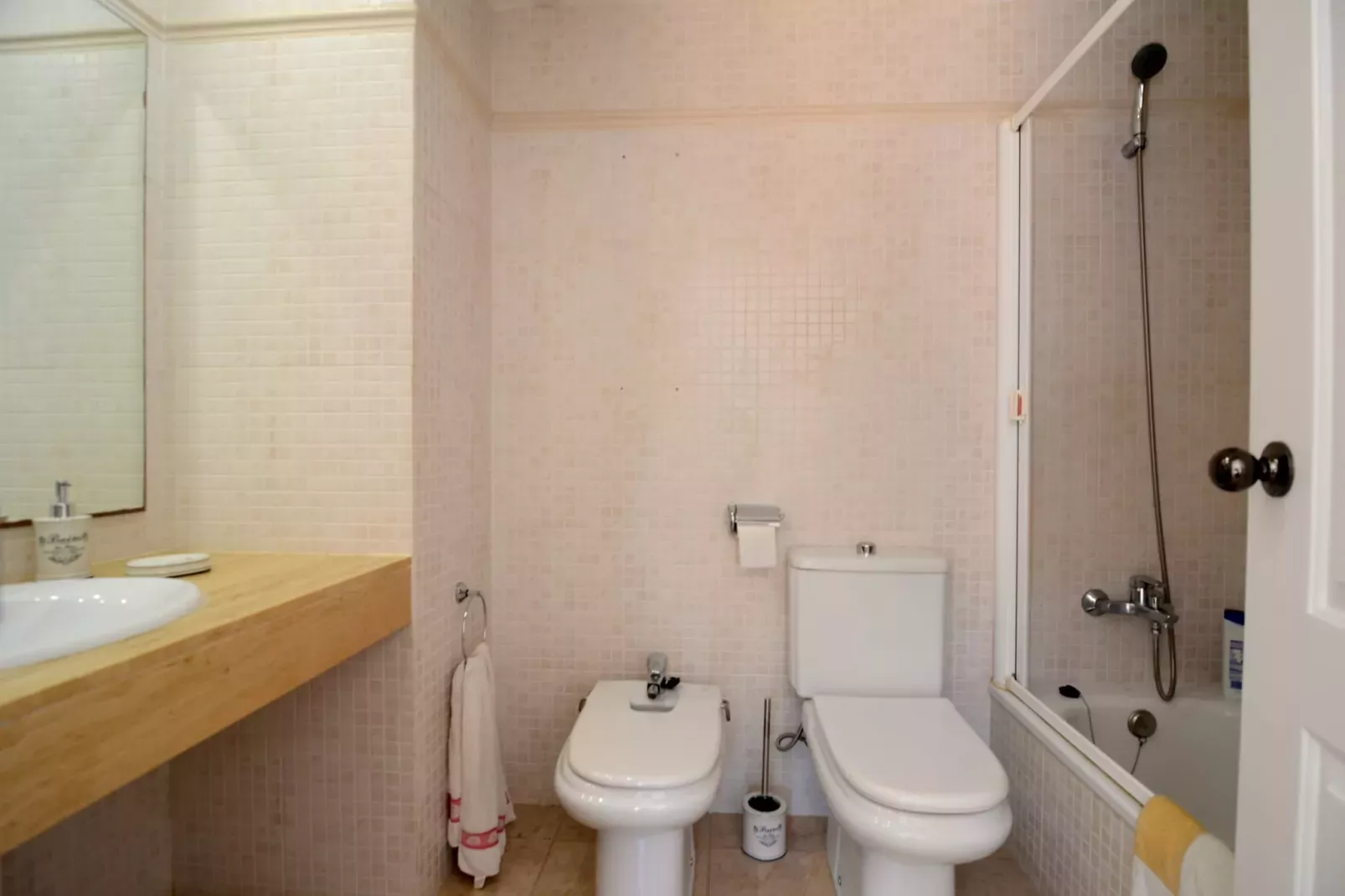 PUIG SA GUILLA II E 1-3-Bathroom
